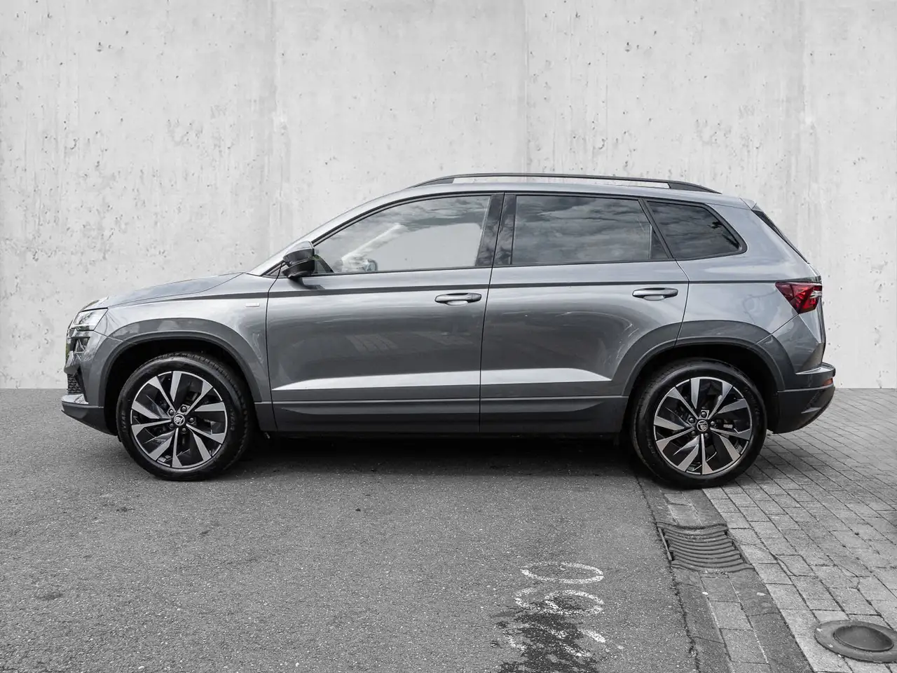 Skoda Karoq 1.5 TSI DSG Ambition Tour PANO NAVI ACC LED, миниатюра 5
