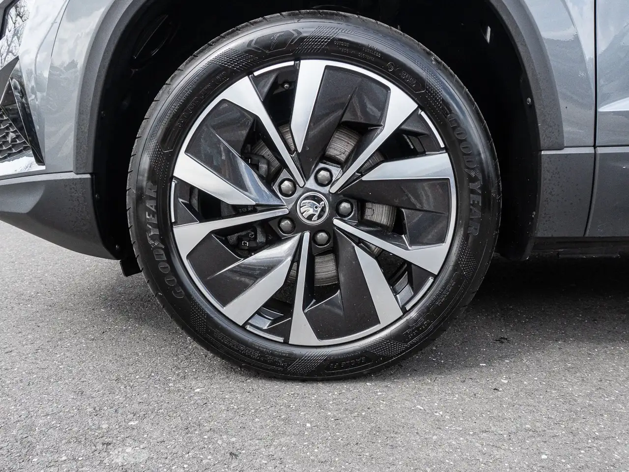 Skoda Karoq 1.5 TSI DSG Ambition Tour PANO NAVI ACC LED, миниатюра 7