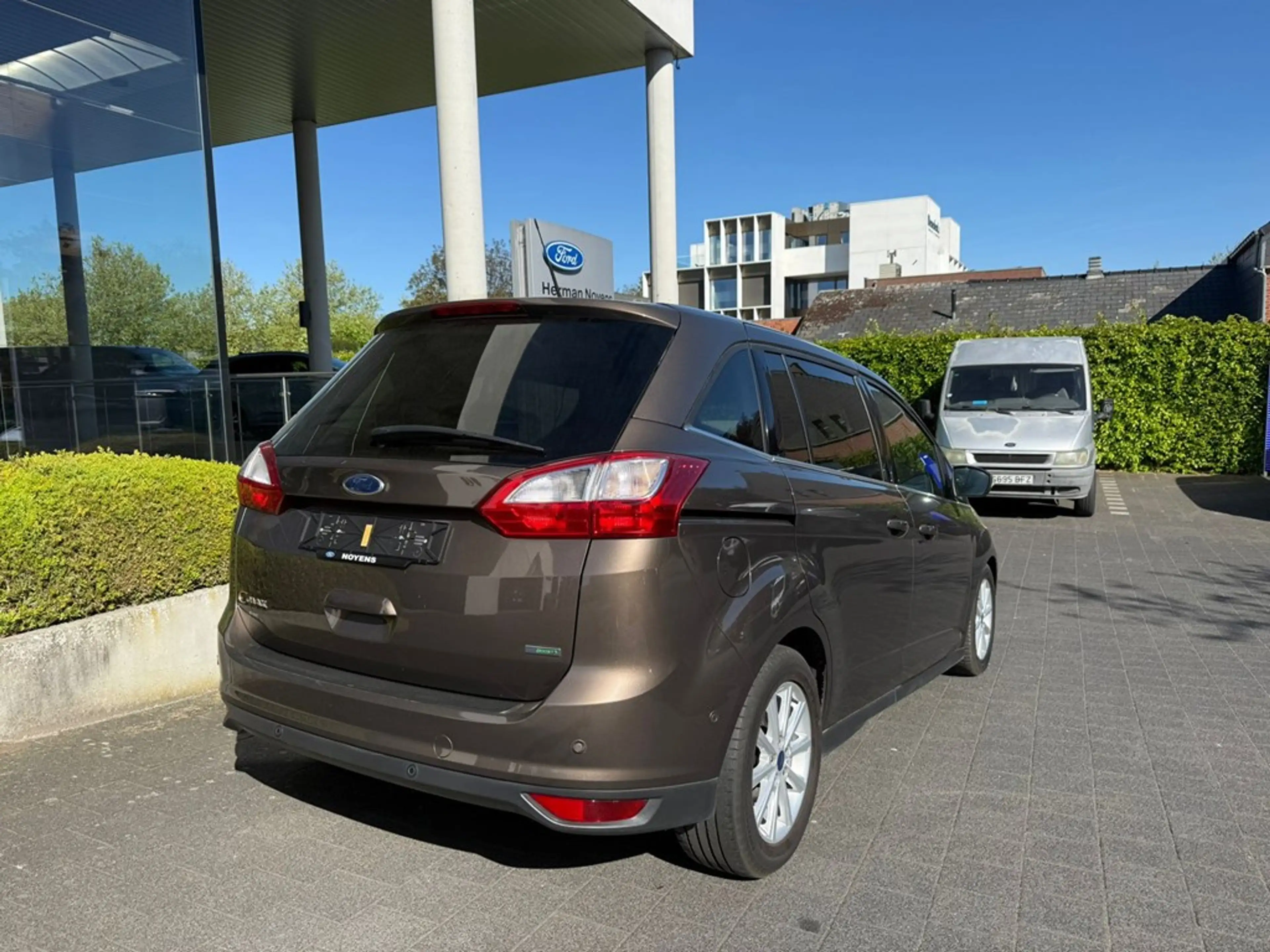 Ford Grand C-Max 1.5 Benzine — photo 8