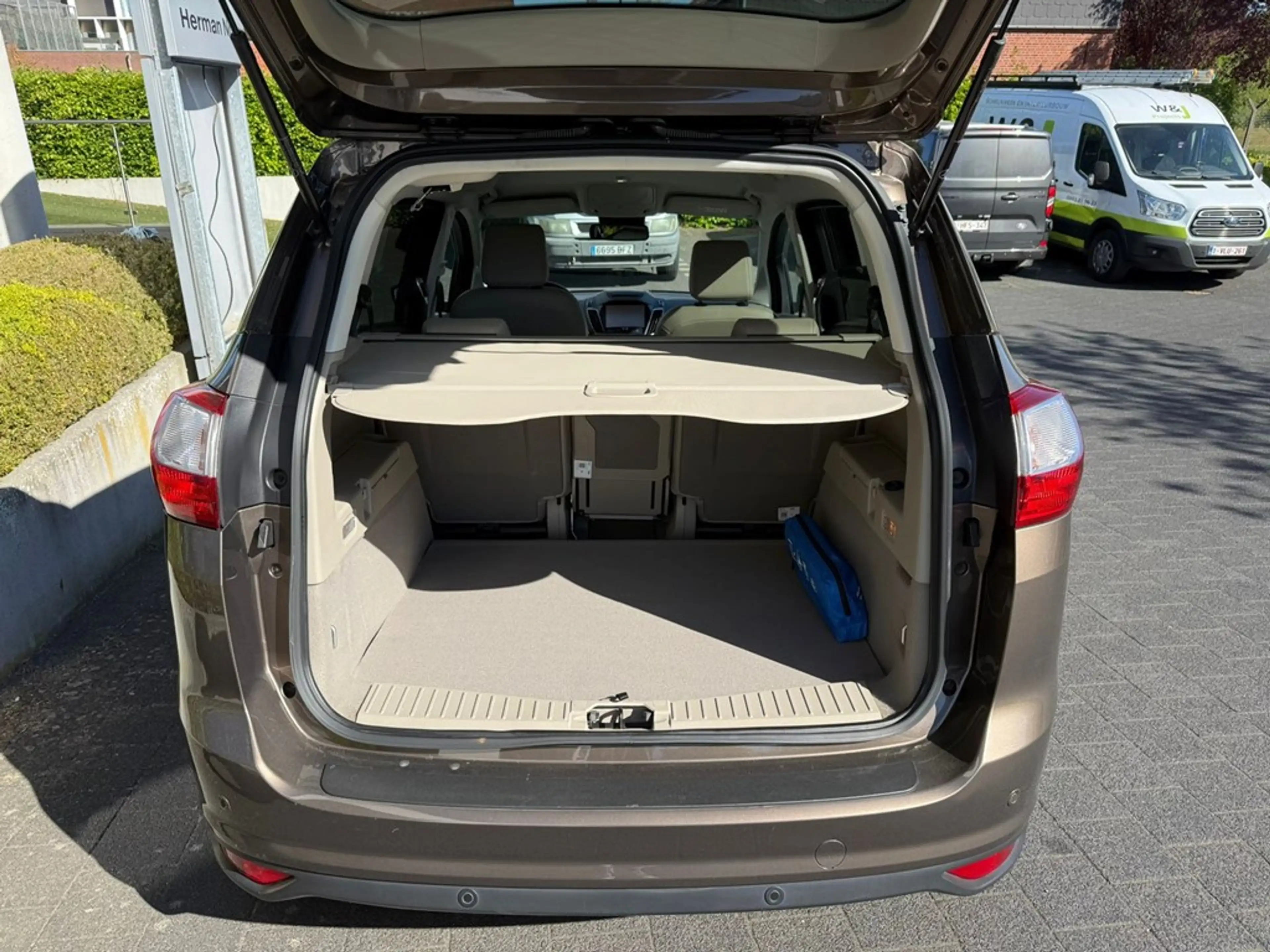 Ford Grand C-Max 1.5 Benzine — photo 7