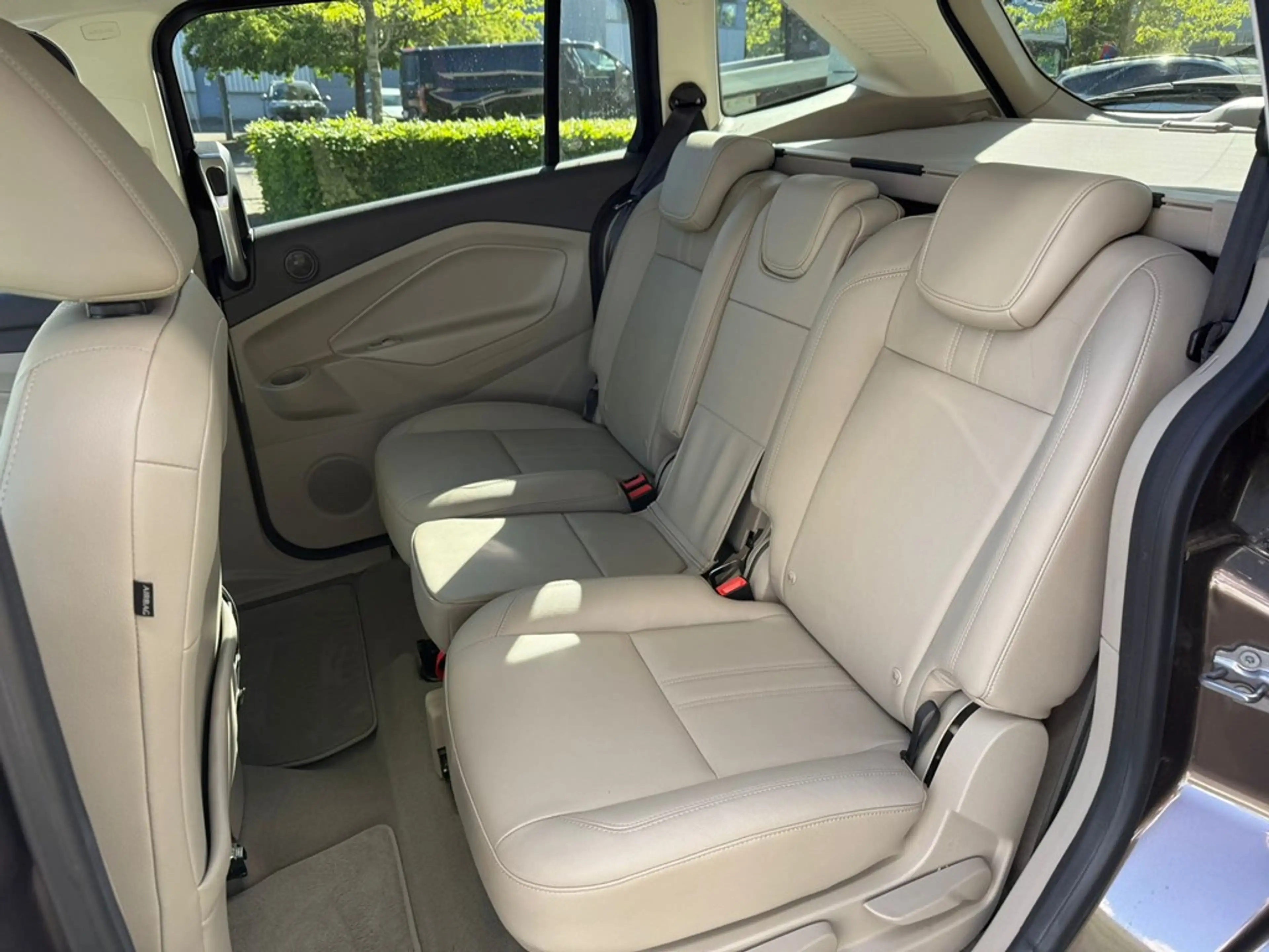 Ford Grand C-Max 1.5 Benzine — photo 5