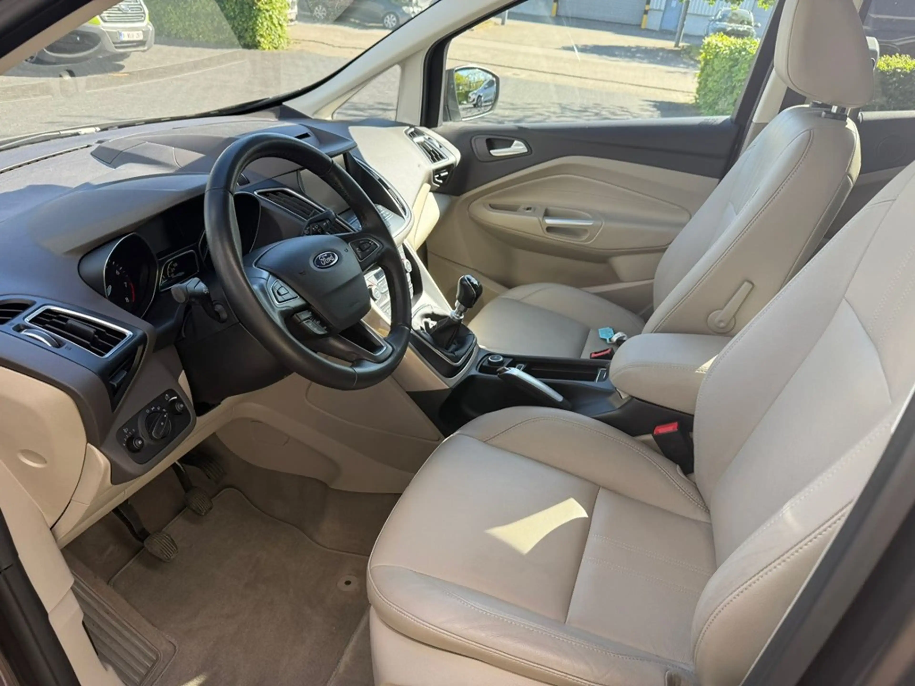 Ford Grand C-Max 1.5 Benzine — photo 4