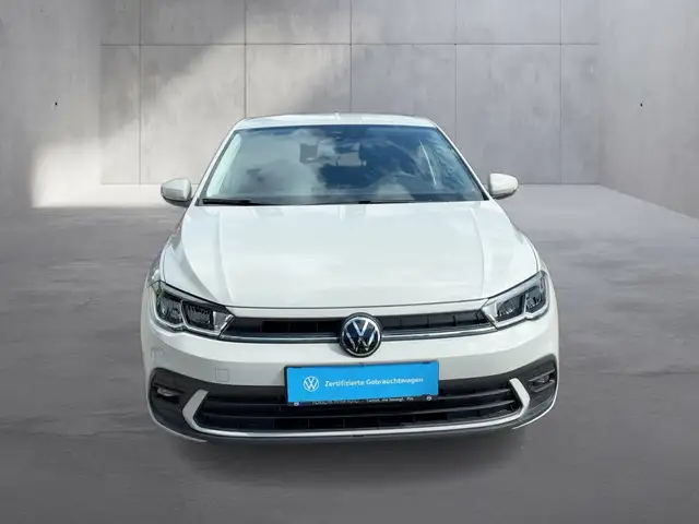 Volkswagen Polo view 8