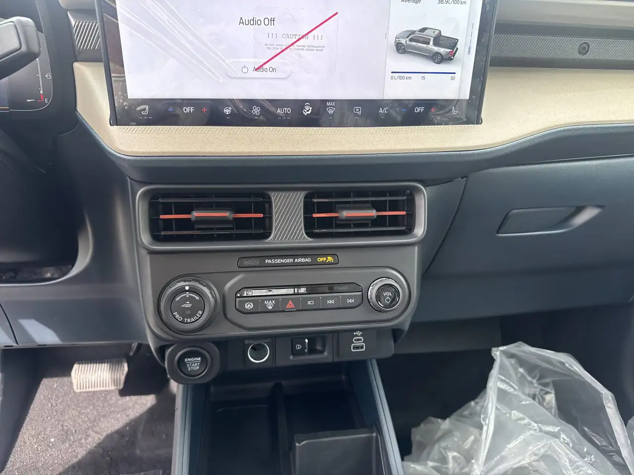 Ford Maverick снимка Ford Maverick