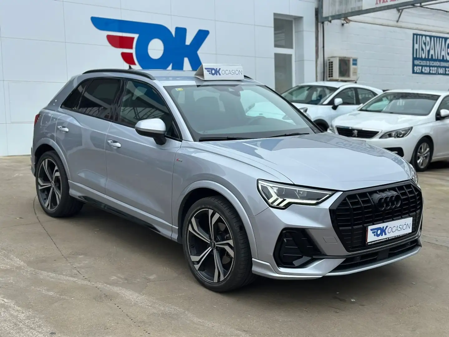 Audi Q3 35 TDI S line 110kW Plateado - 1