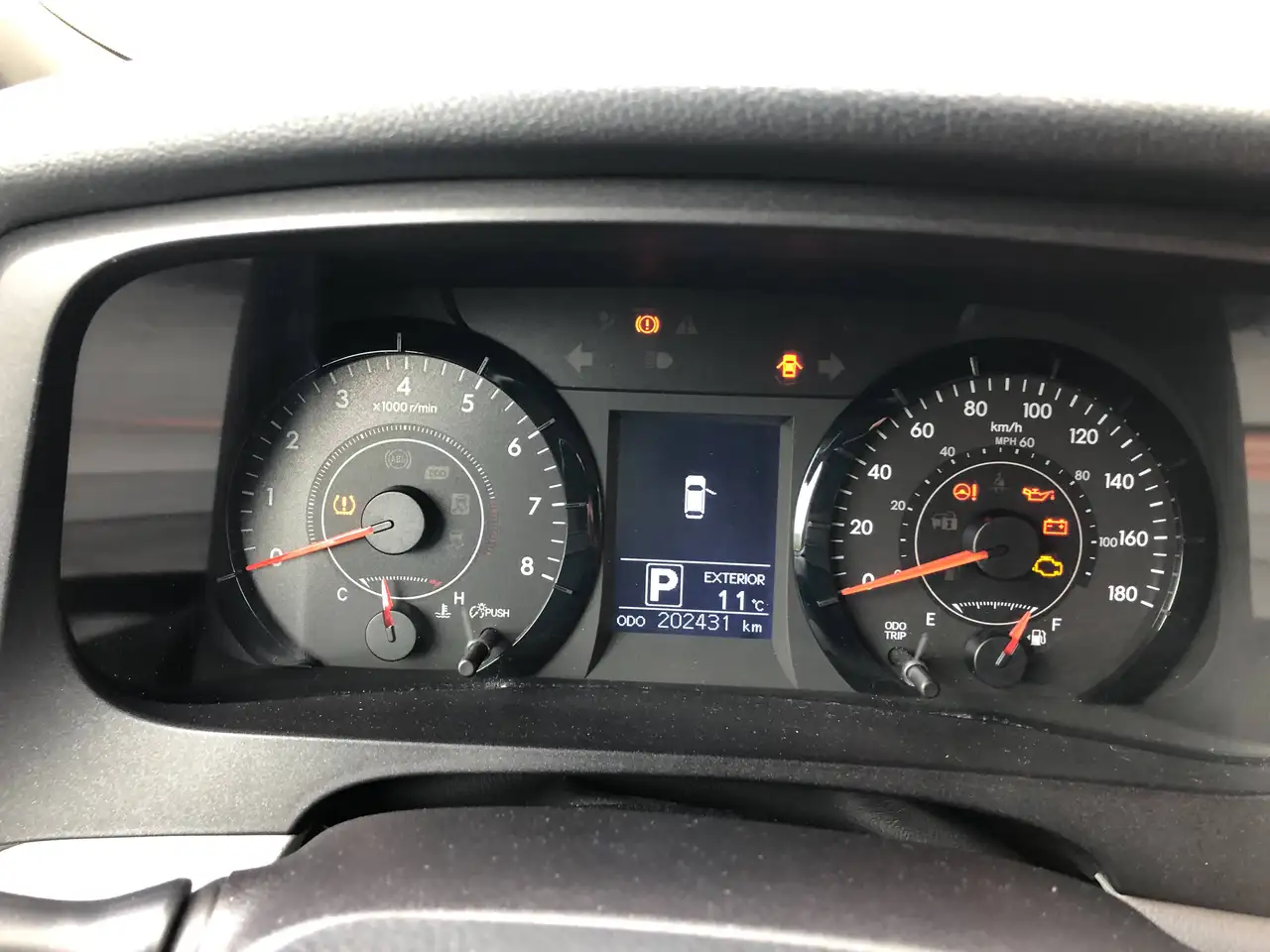 Toyota Sienna снимка Toyota Sienna