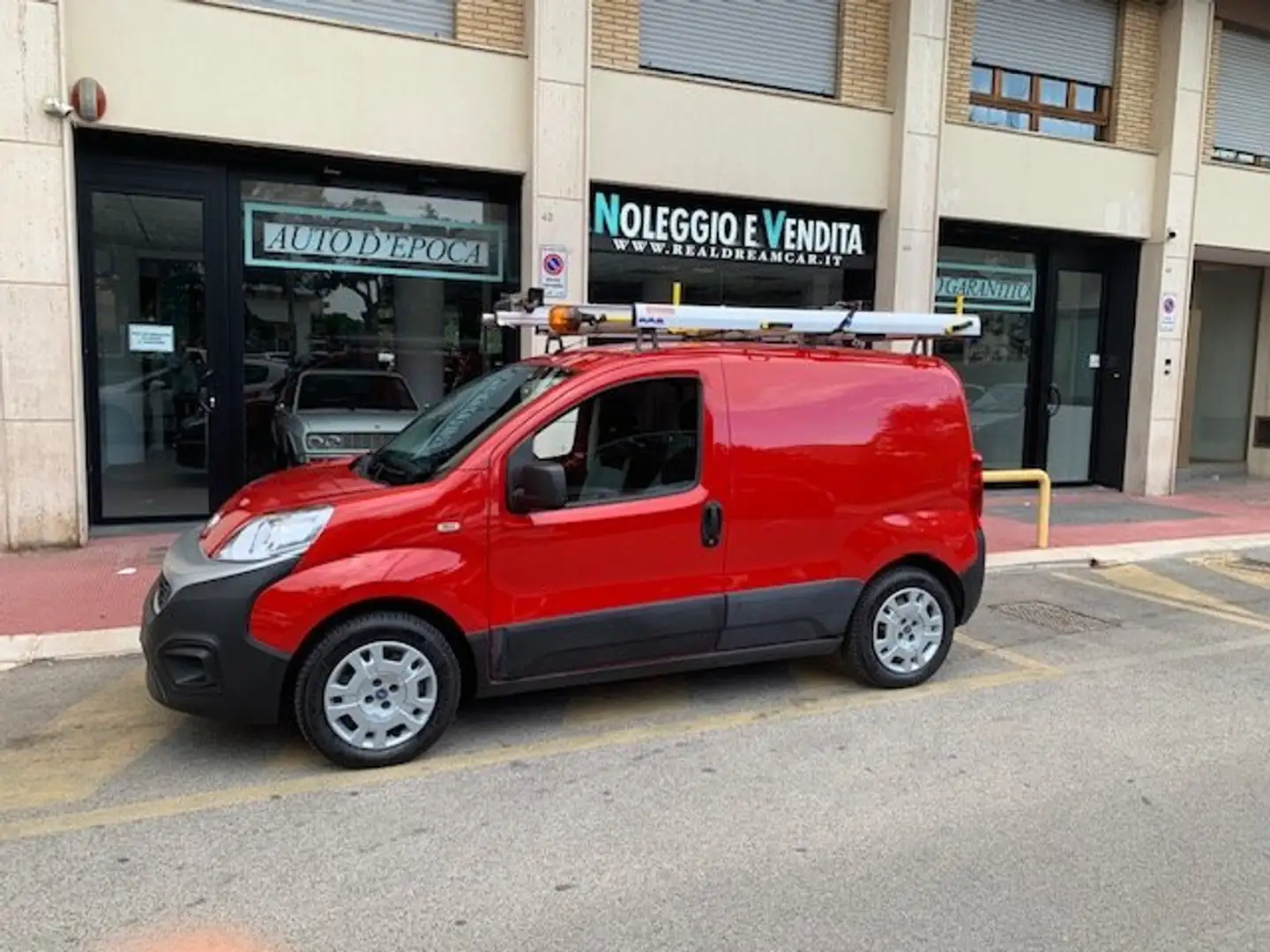 Fiat Fiorino 1.3 ADVENTURE Rouge - 1