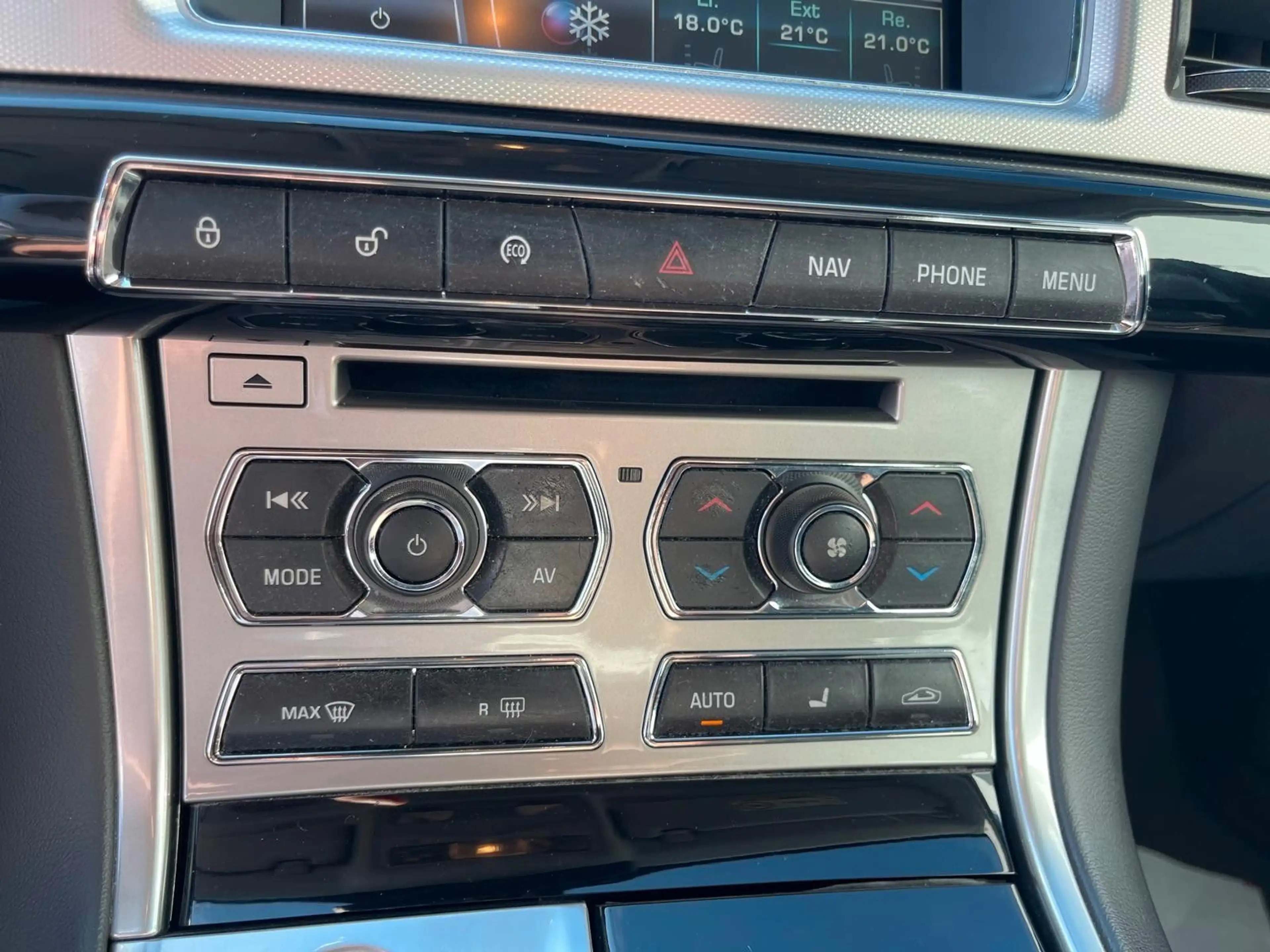 Jaguar XF 2.0 Turbo Automatik/S-Heft/Garantie — photo 13