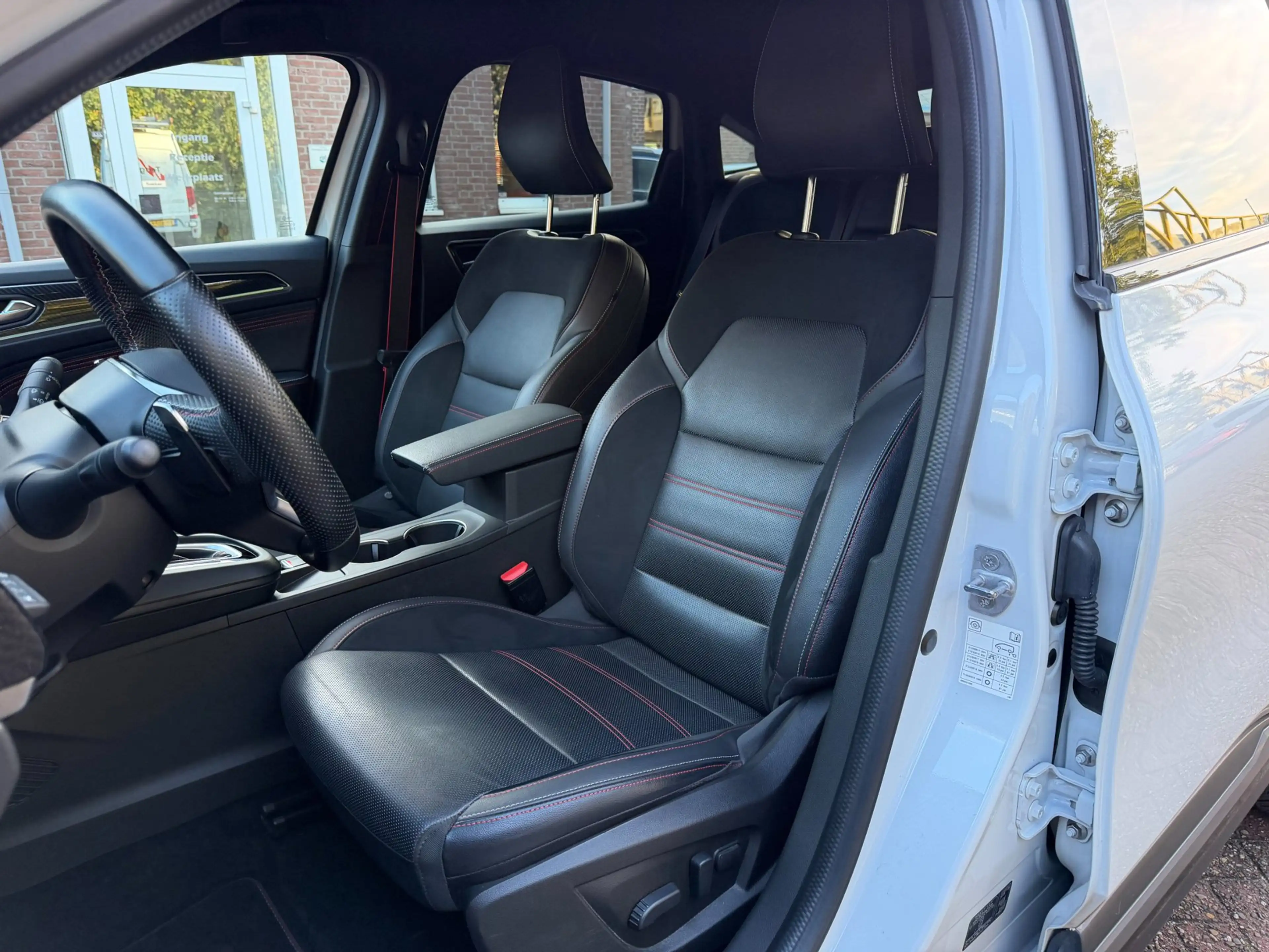 Renault Arkana 1.3 mild hybrid 160 R.S. line, leder, navi, adapt — photo 7