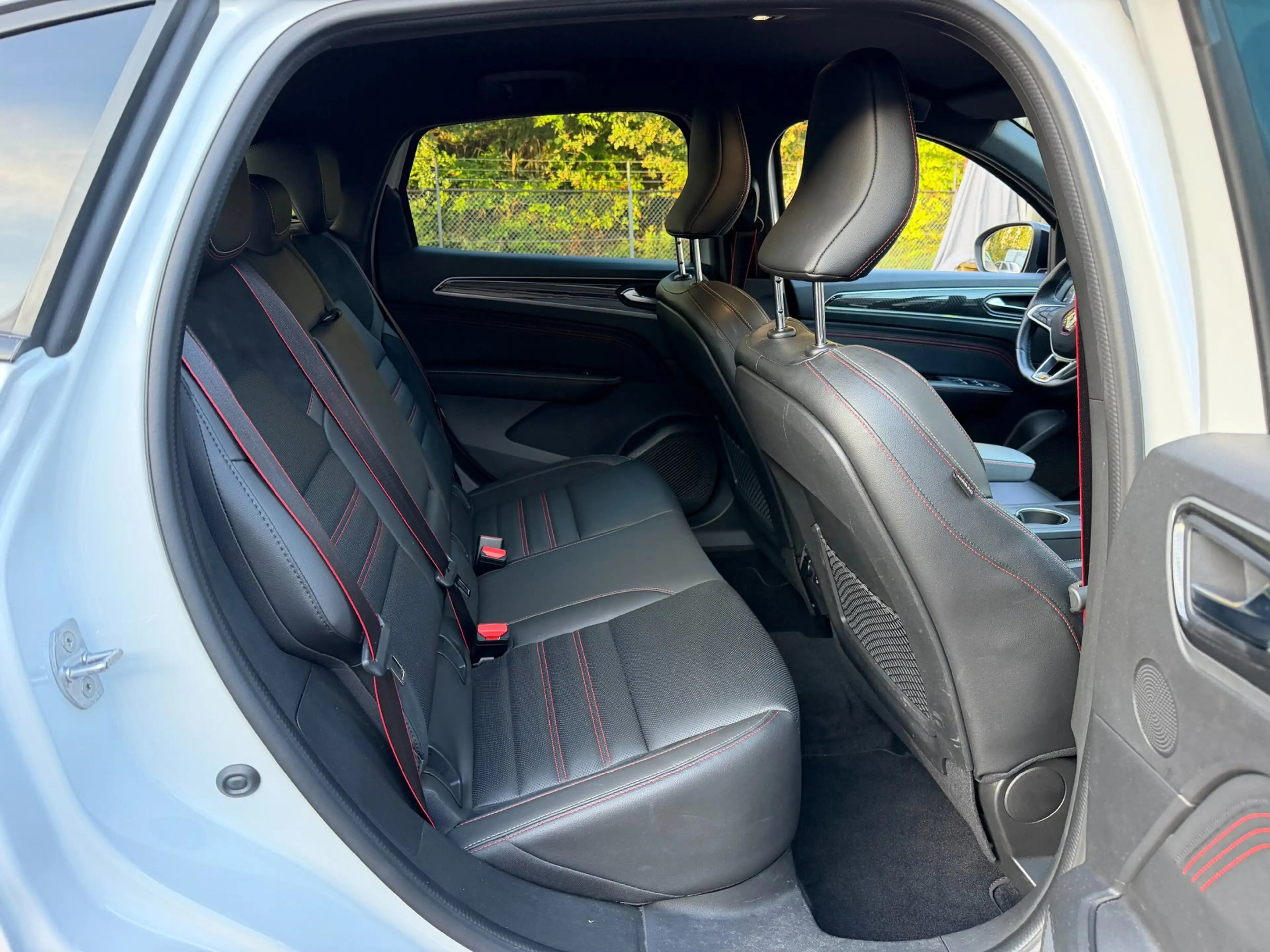 Renault Arkana 1.3 mild hybrid 160 R.S. line, leder, navi, adapt — photo 30