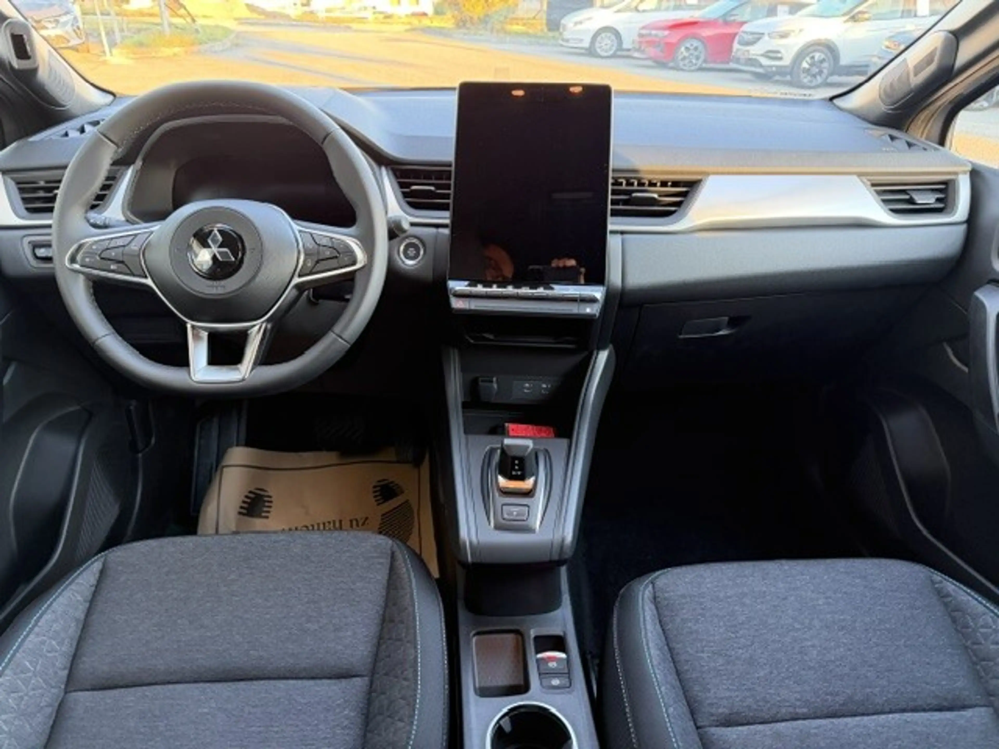 Mitsubishi Grandis Invite 1,8 HEV Aut. — photo 13
