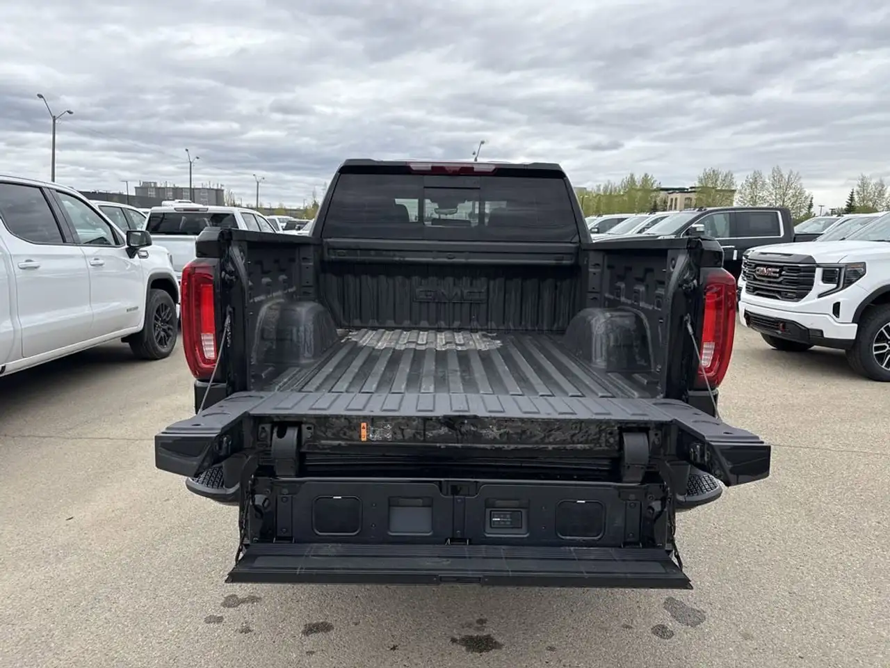 GMC Sierra 1500 снимка GMC Sierra 1500