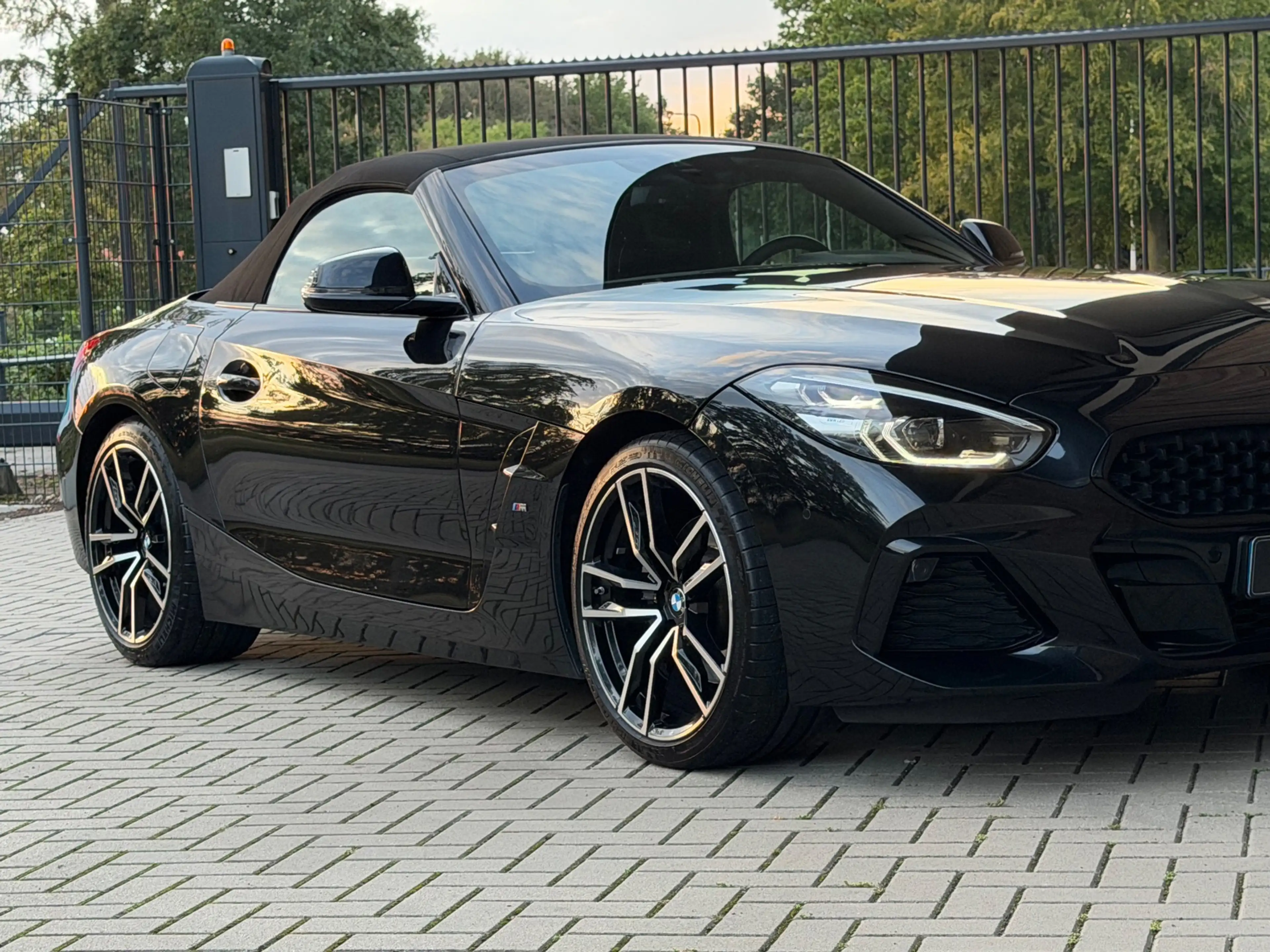 BMW Z4 Roadster SDrive30i High Executive / M-Sport / ACC — photo 41
