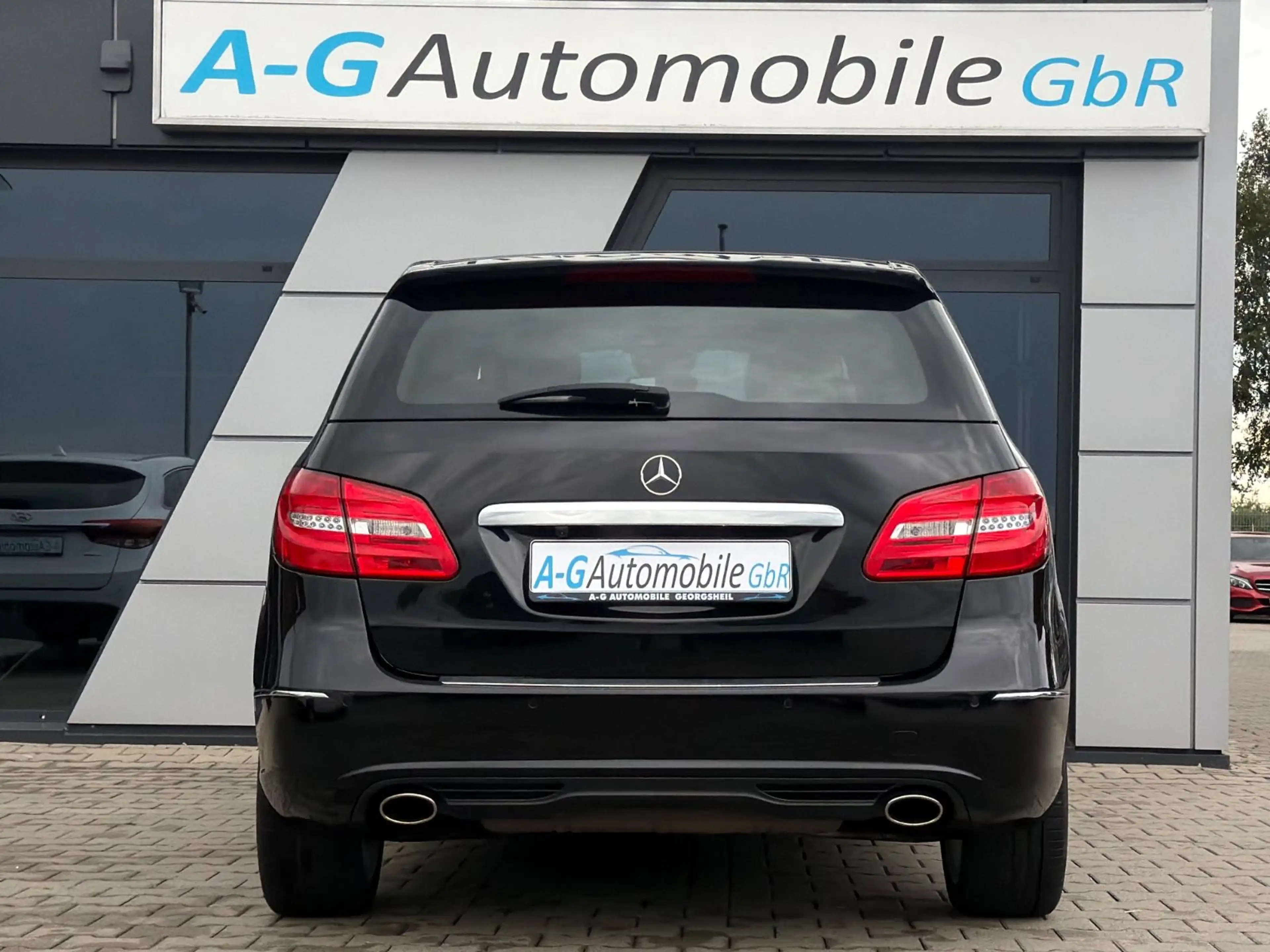 Mercedes-Benz B 200 Automatik Vollleder Sport-Paket Kamera — photo 6