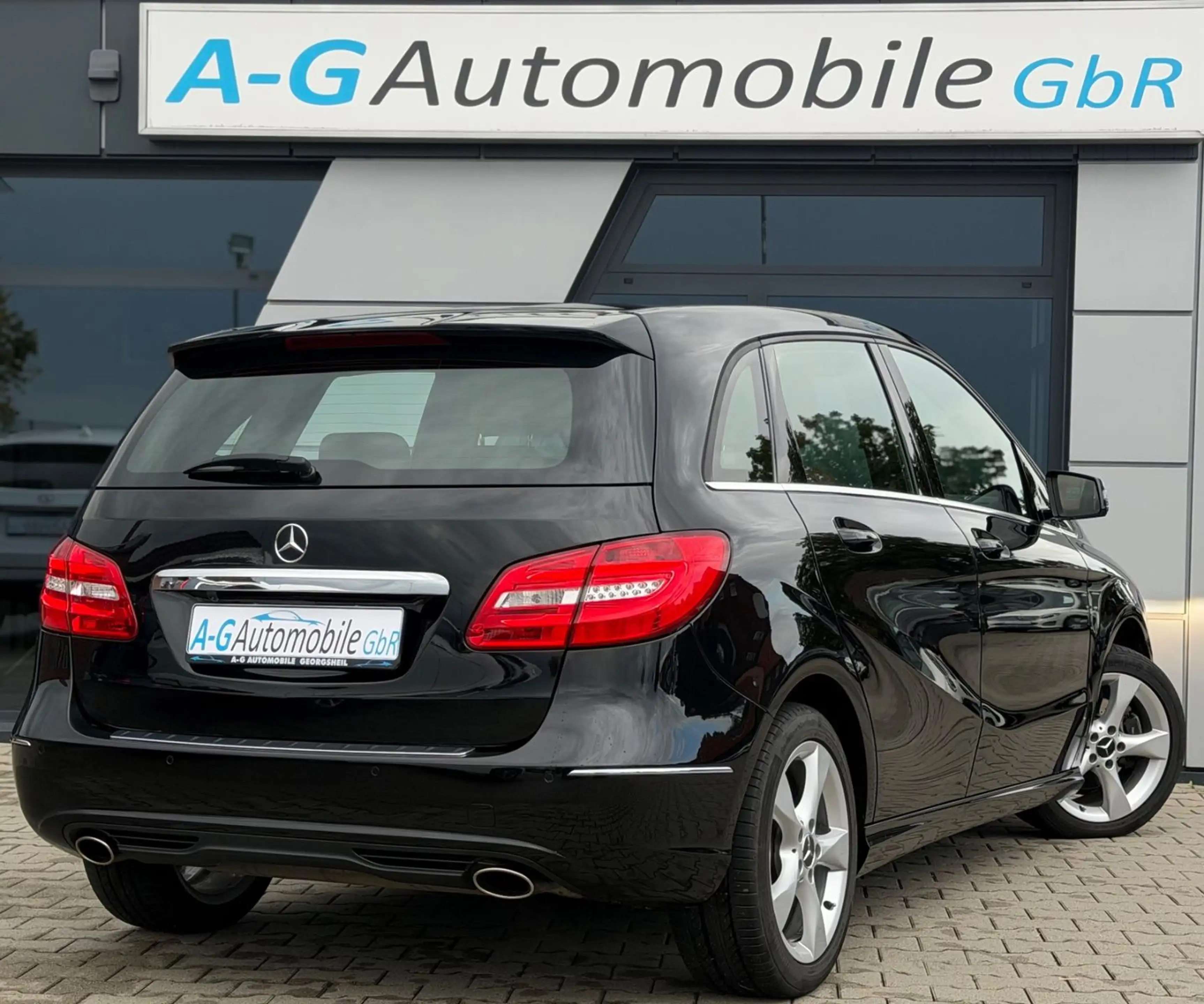 Mercedes-Benz B 200 Automatik Vollleder Sport-Paket Kamera — photo 8