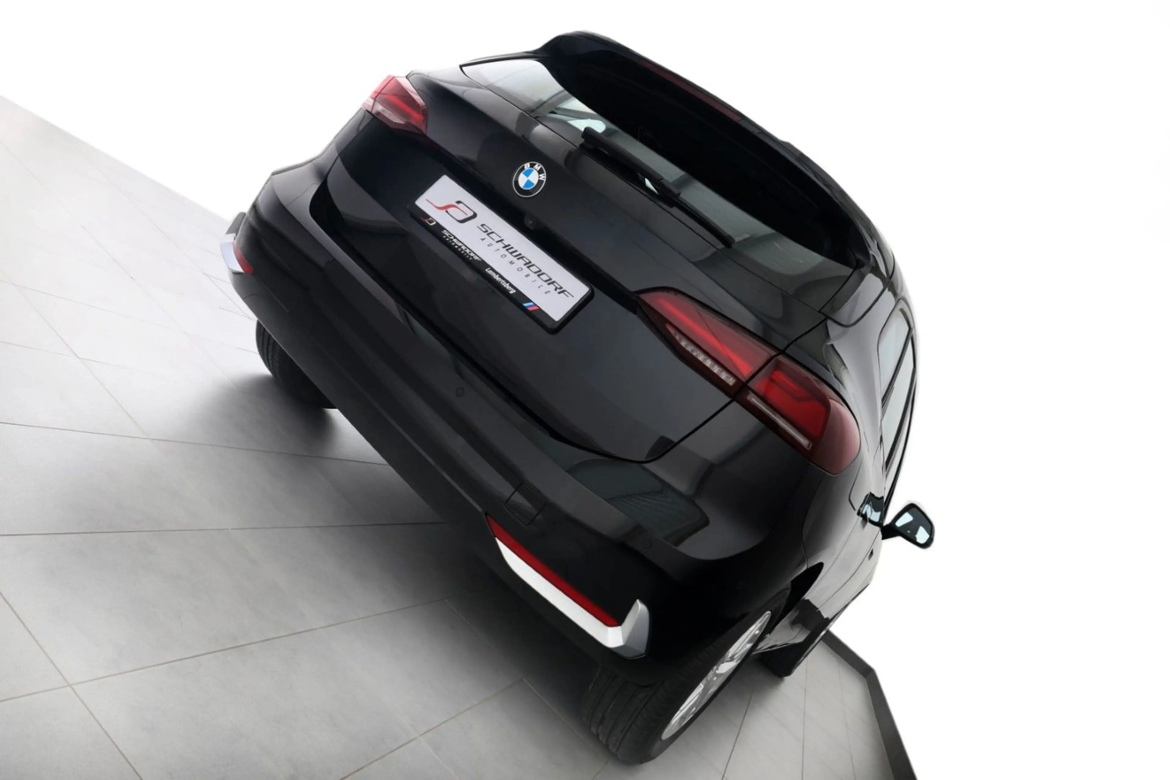 BMW 218 Widscreen RFK AHK 1.Hand — photo 4