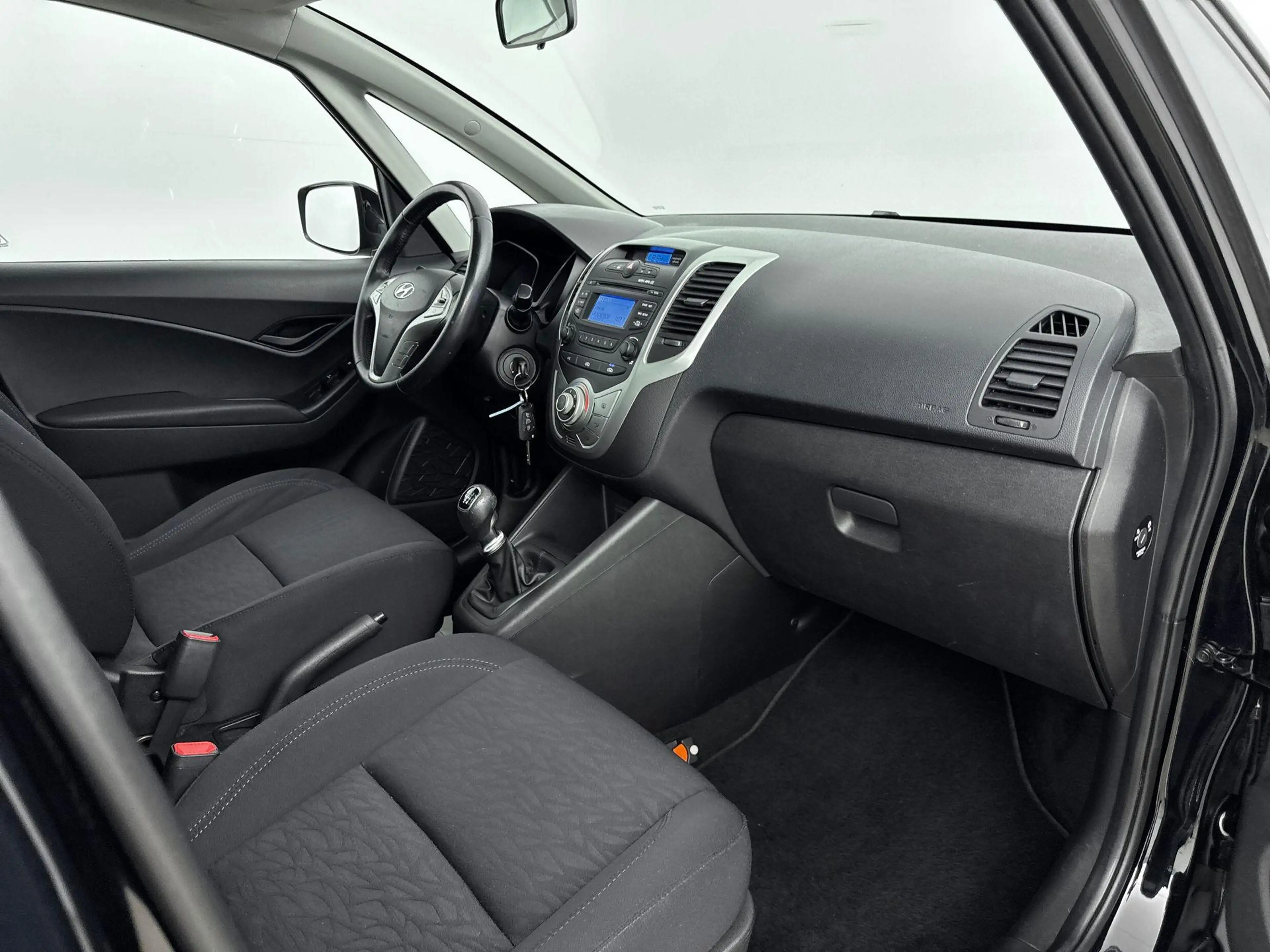 Hyundai iX20 1.6i i-MOTION | SCHUIFKANTEL DAK | AIRCO | ELEKTRI — photo 14