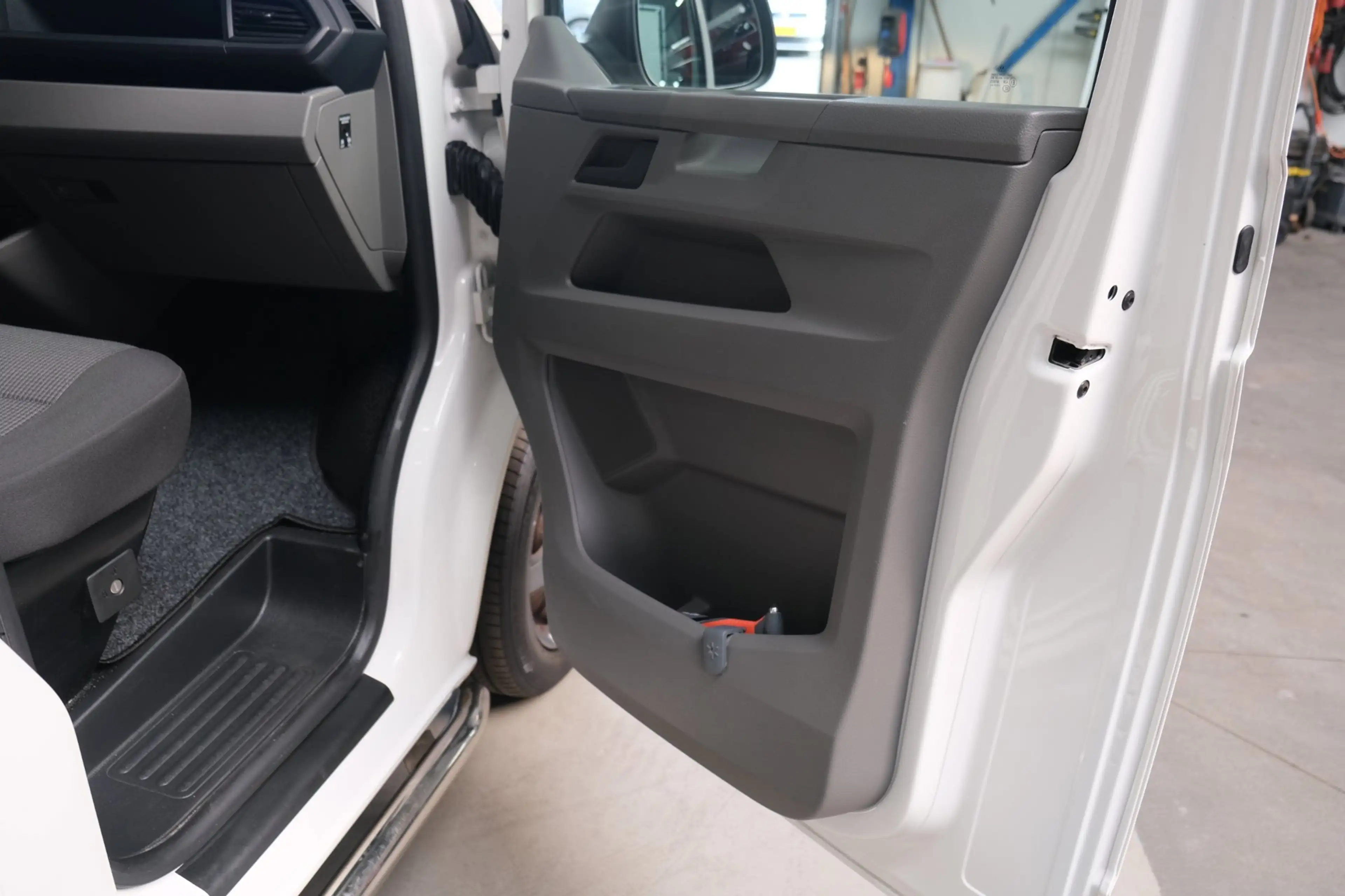 Volkswagen Transporter 2.0 TDI L1H1 26 - N.A.P. Airco, Cruise, Imperiaal, — photo 5