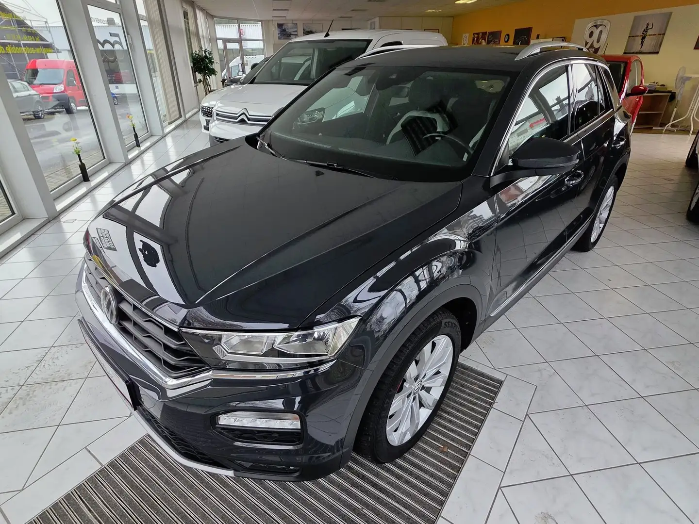 Volkswagen T-Roc T-Roc 1.5 TSI ACT Sport Sitzheizung PDC vo/hi Gris - 1