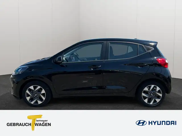 Hyundai i10 view 8
