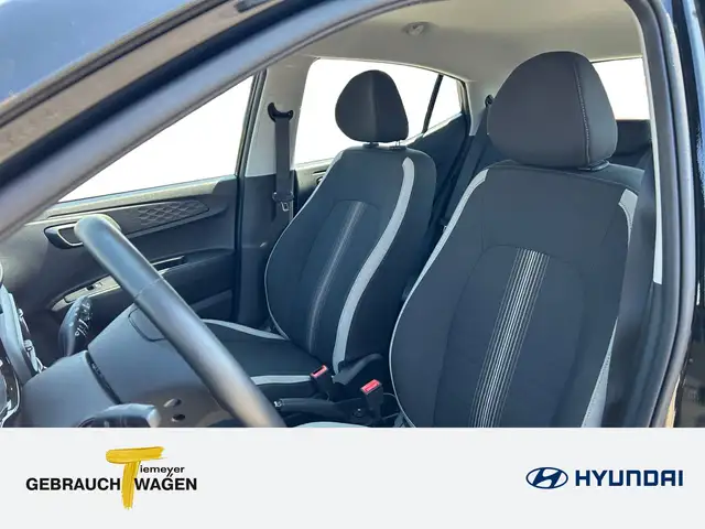 Hyundai i10 view 10