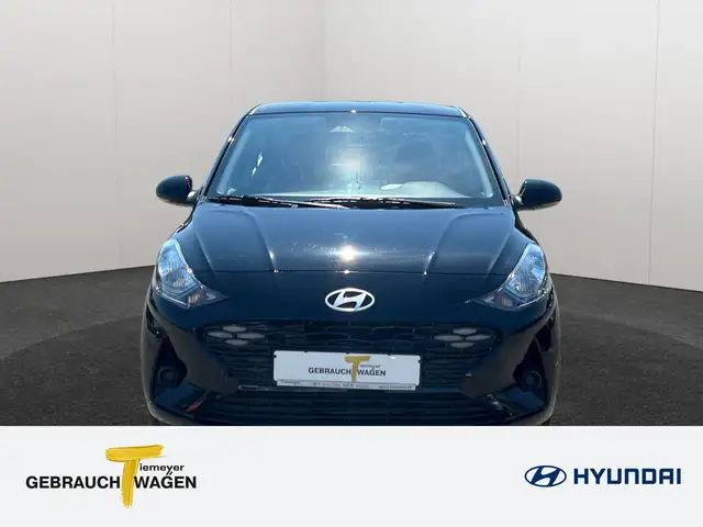Hyundai i10 view 2