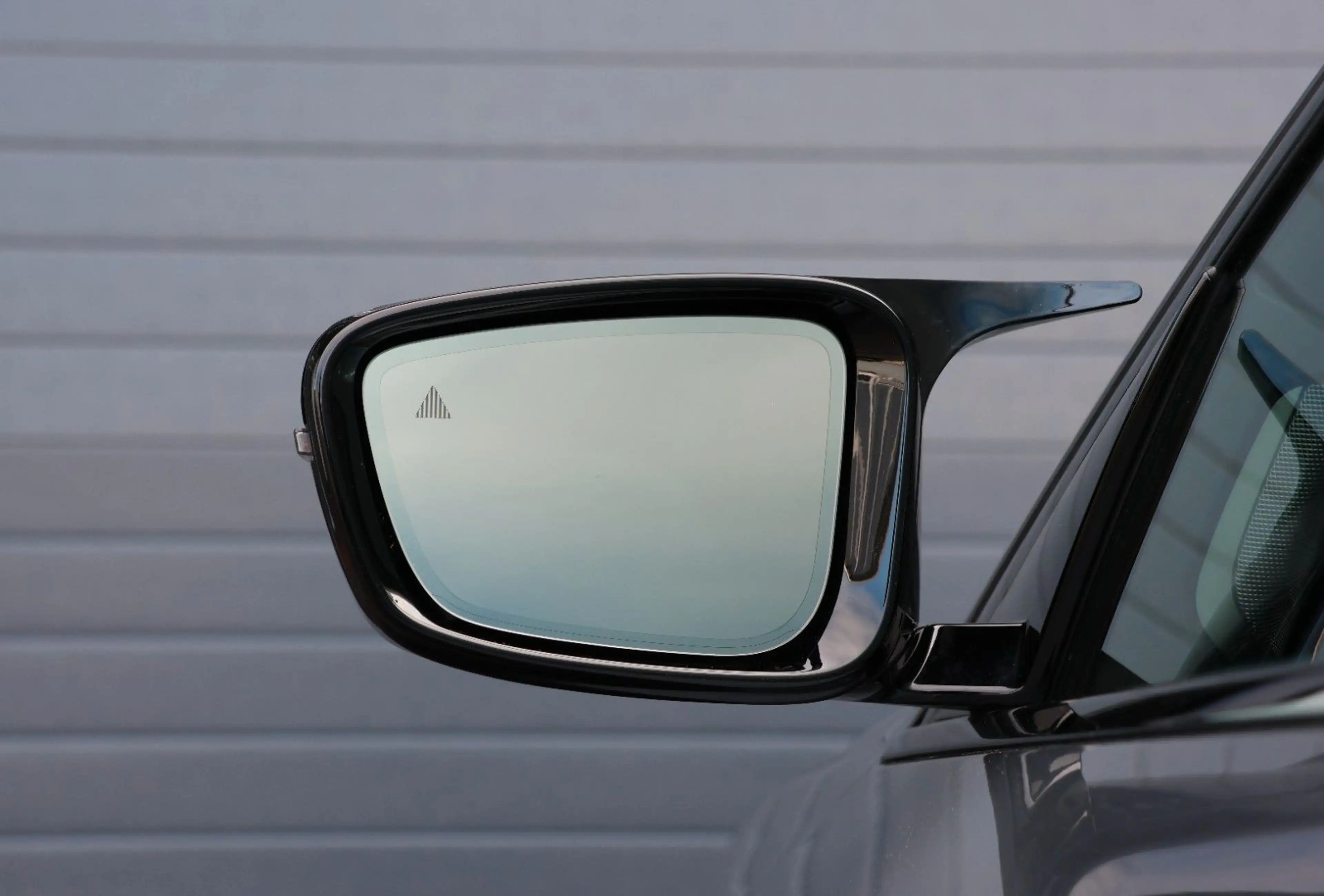 BMW 550 i xDrive/LASER/HUD/H&K/HUD/4xSHZ/TOTW/KAMERA — photo 13