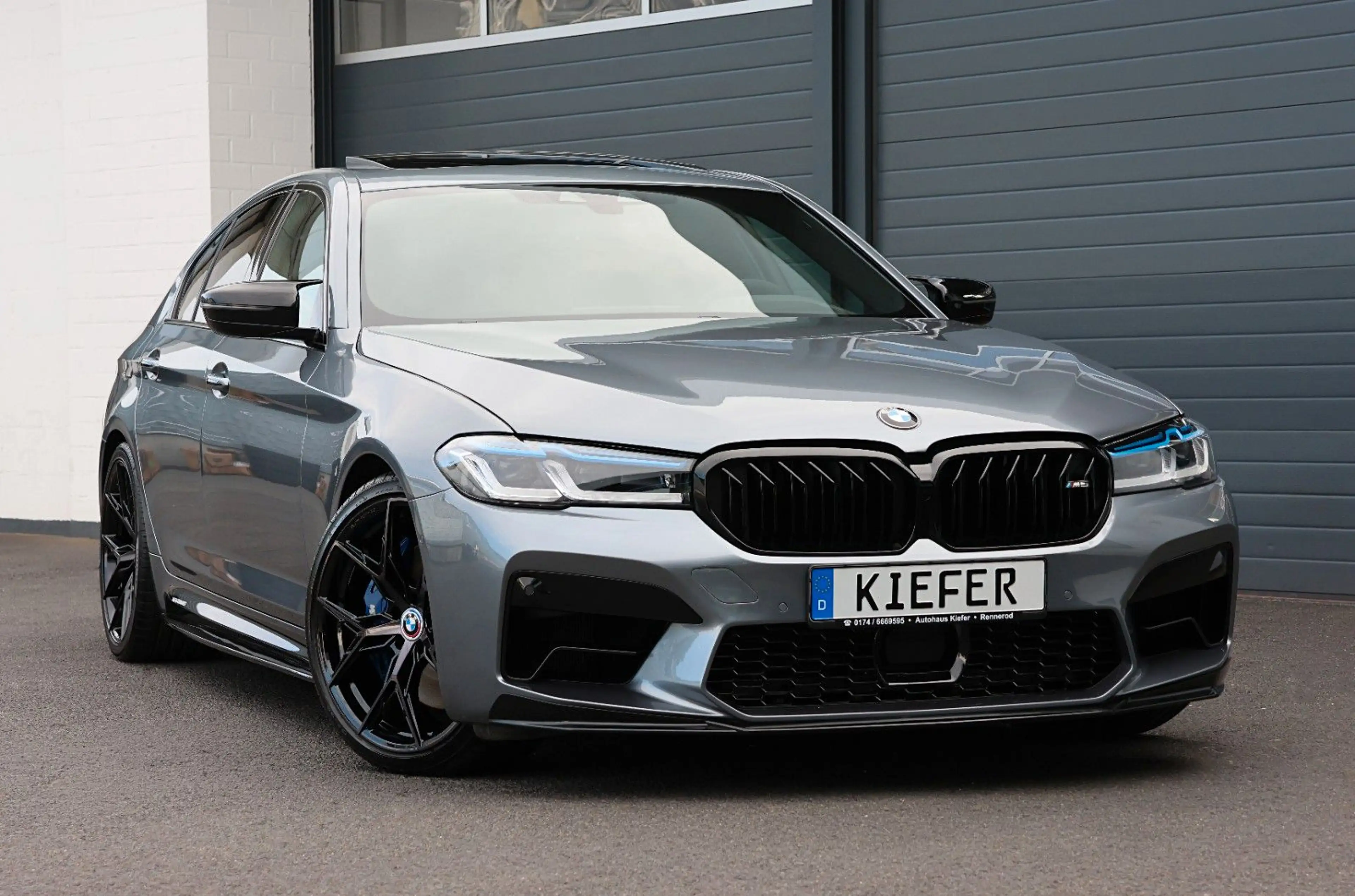 BMW 550 i xDrive/LASER/HUD/H&K/HUD/4xSHZ/TOTW/KAMERA — photo 2
