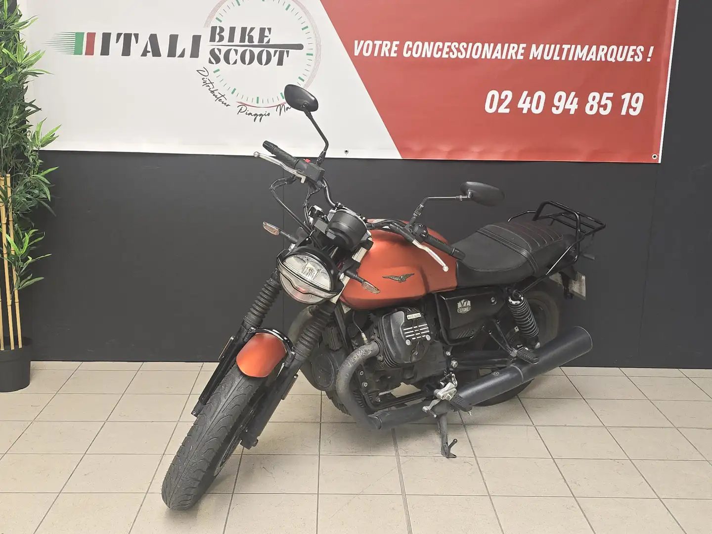 Moto Guzzi V 7 Portocaliu - 2