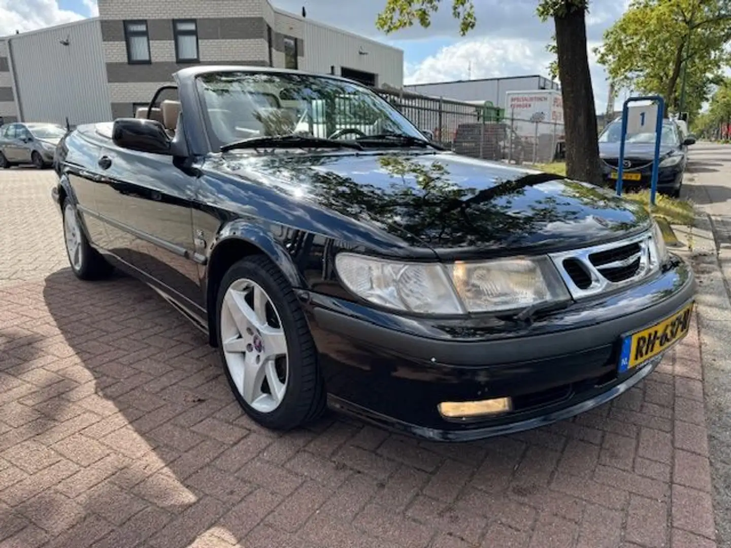 Saab 9-3 Cabrio 2.0 Turbo SE 185pk Airco,Cruisecontrol,Lede Zwart - 1