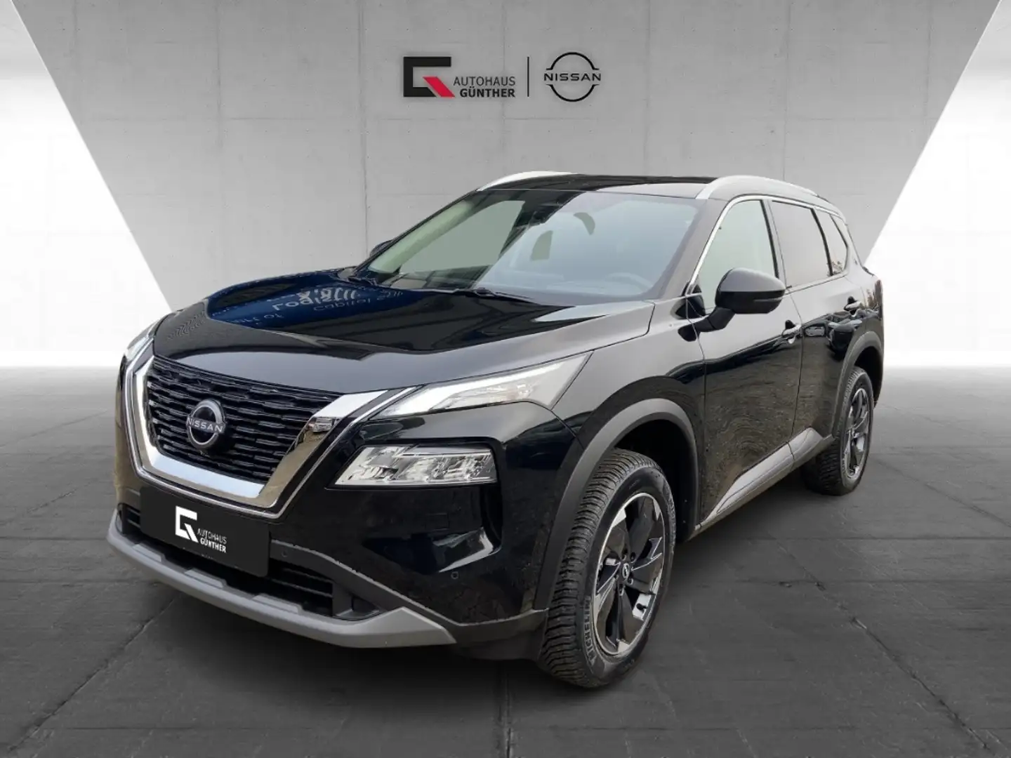 Nissan X-Trail N-CONNECTA 165PS Automatik Winter/HUD/Navi/Carplay Noir - 1