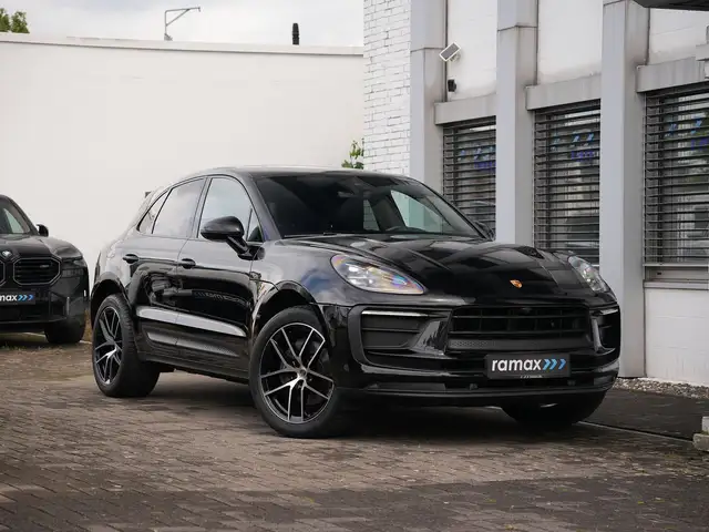 Porsche Macan 2.0 PANO SPORTSITZE AHK BOSE 360 KAMERA 20"S