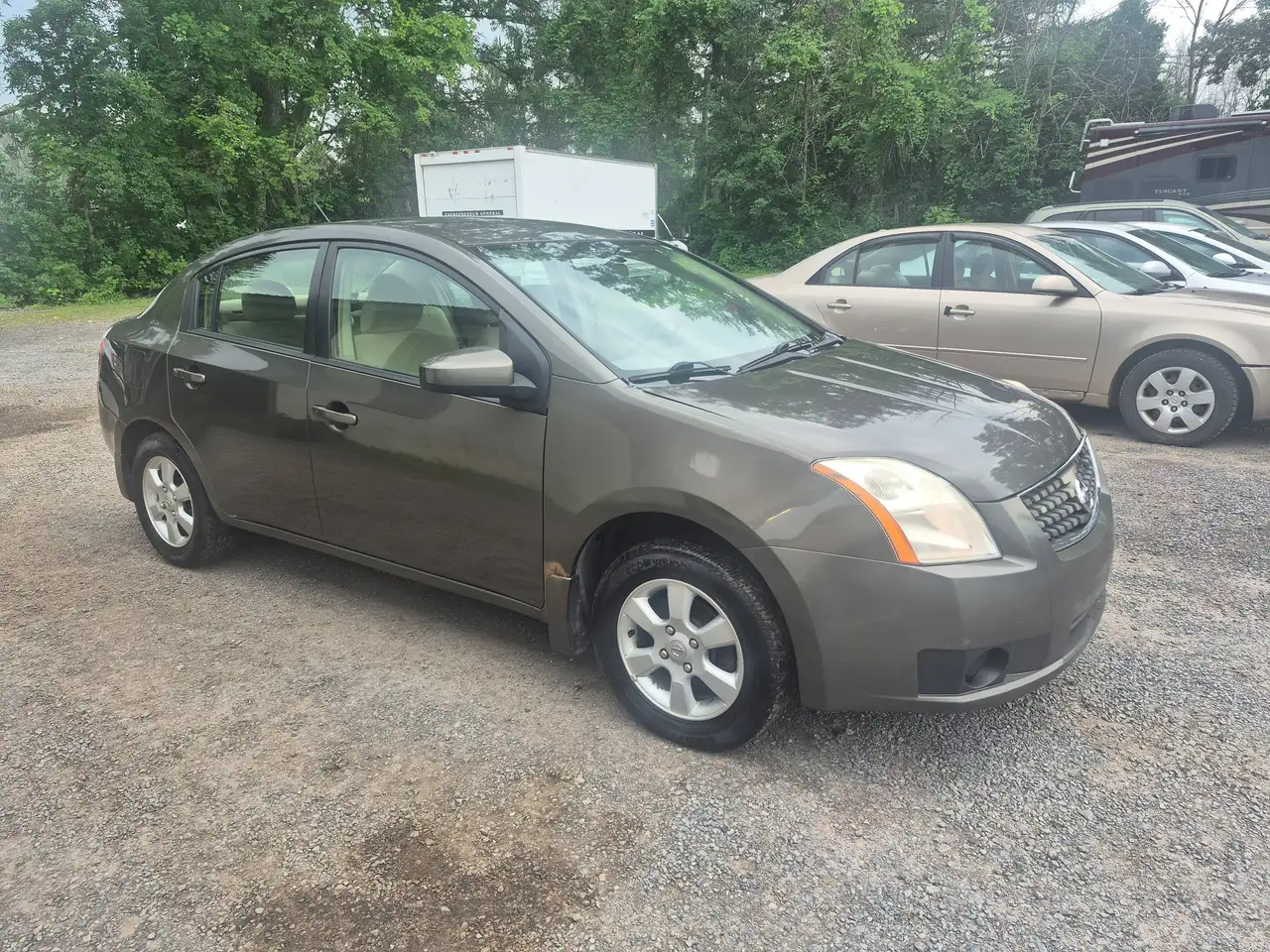 Nissan Sentra снимка Nissan Sentra
