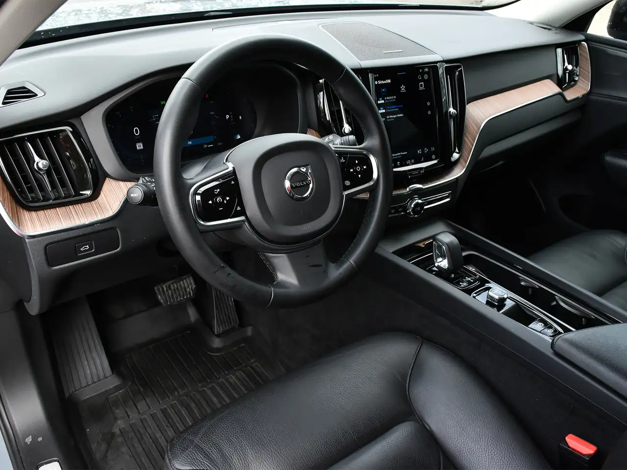 Volvo XC60 снимка Volvo XC60