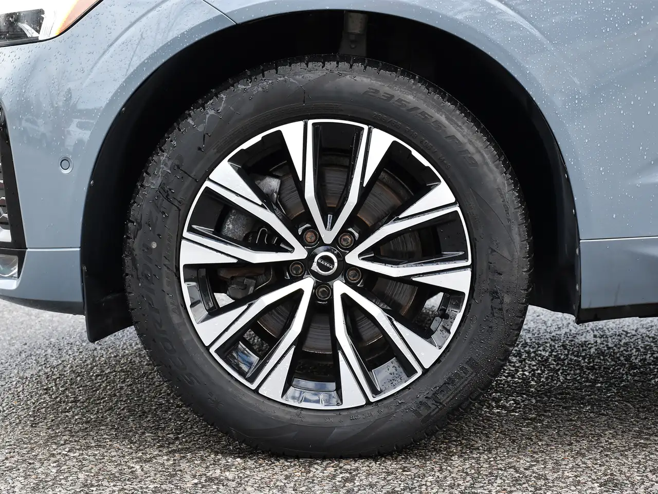 Volvo XC60 снимка Volvo XC60