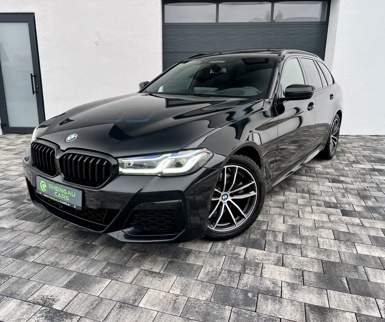 BMW 520 d M Sport PANO LASER HiFi ACC RFK HUD DA FA Noir - 2