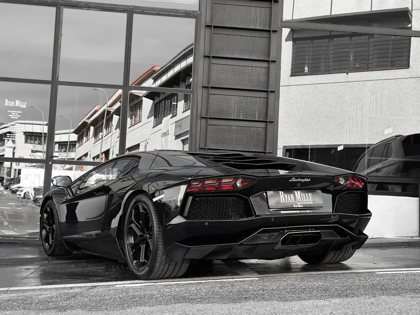Lamborghini Aventador LP700-4 Negro - 2
