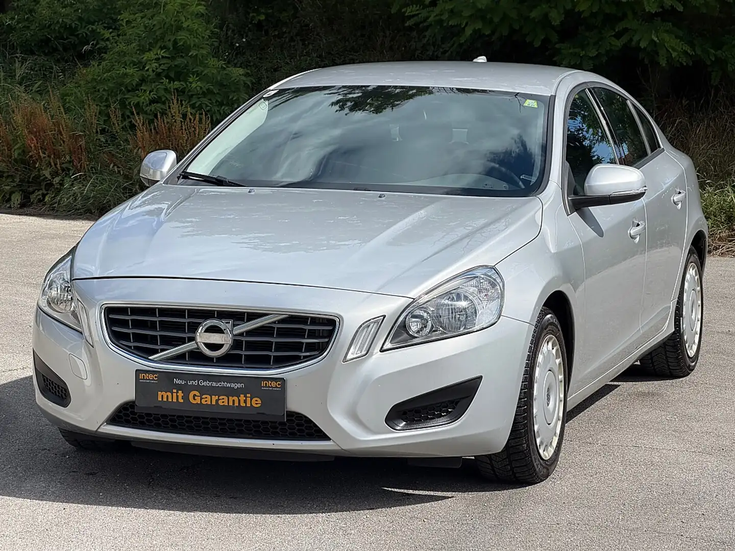 Volvo S60 T3 Kinetic Servicheft lückenlos Pickerl bis 04.... Grau - 1