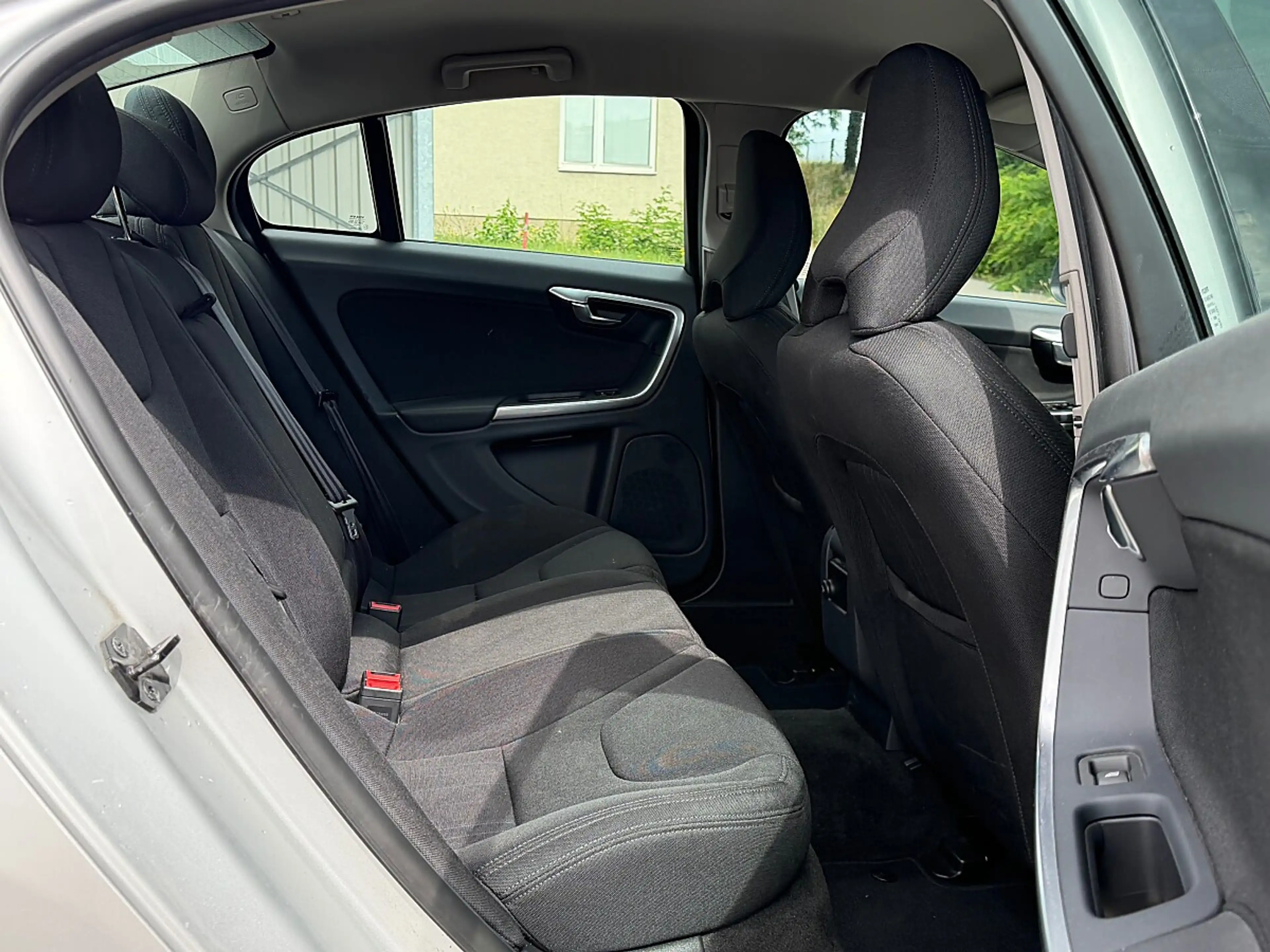 Volvo S60 T3 Kinetic Servicheft lückenlos Pickerl bis 04.... — photo 13