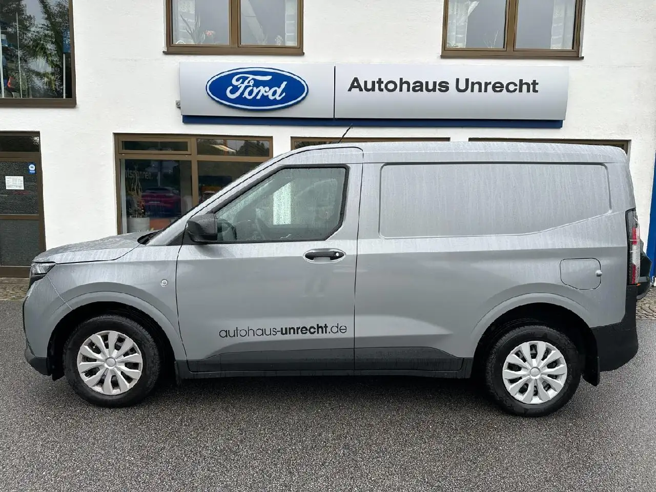 Ford Transit Courier 2026