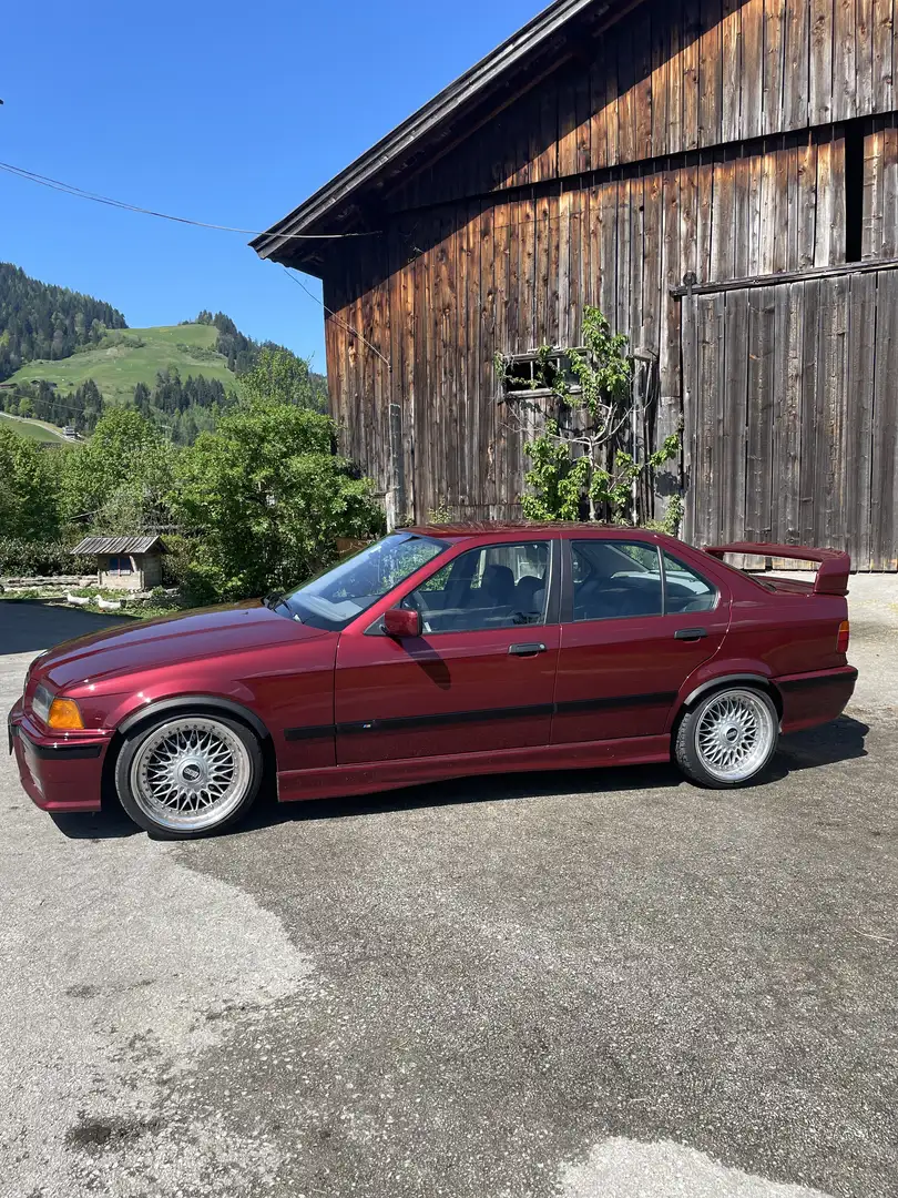 BMW 320 320i Coupé - 2