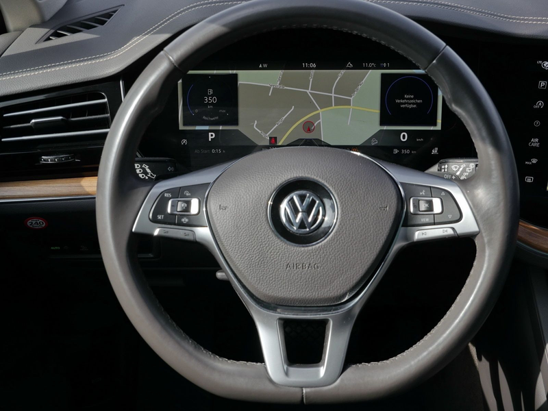 Volkswagen Touareg 3.0 TDI Air*Pano*CarPlay*AHK*ACC*LEDER* — photo 9