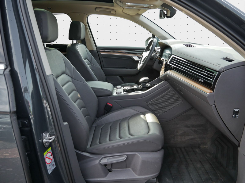 Volkswagen Touareg 3.0 TDI Air*Pano*CarPlay*AHK*ACC*LEDER* — photo 4
