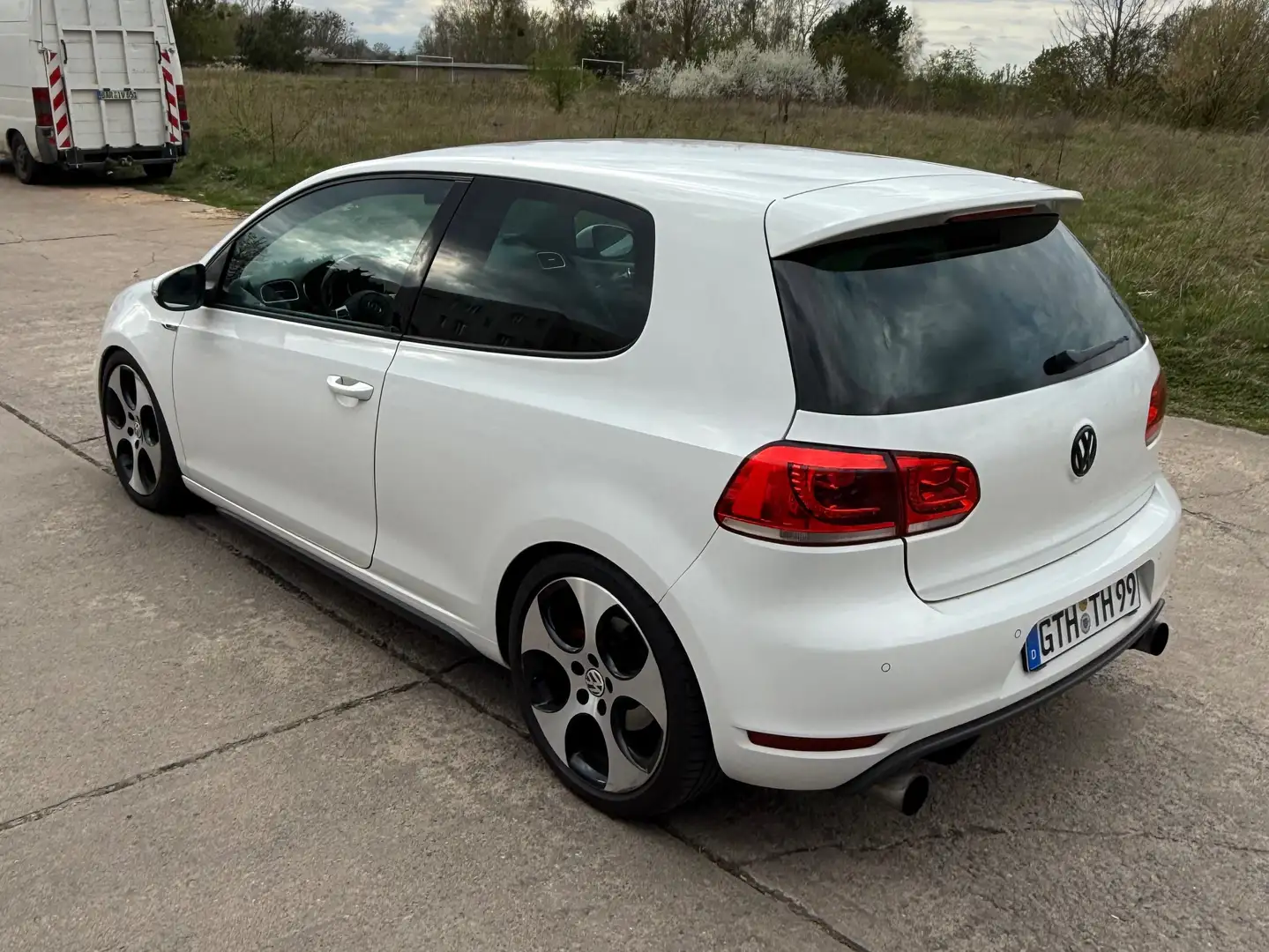 Volkswagen Golf GTI Golf 2.0 GTI Weiß - 2