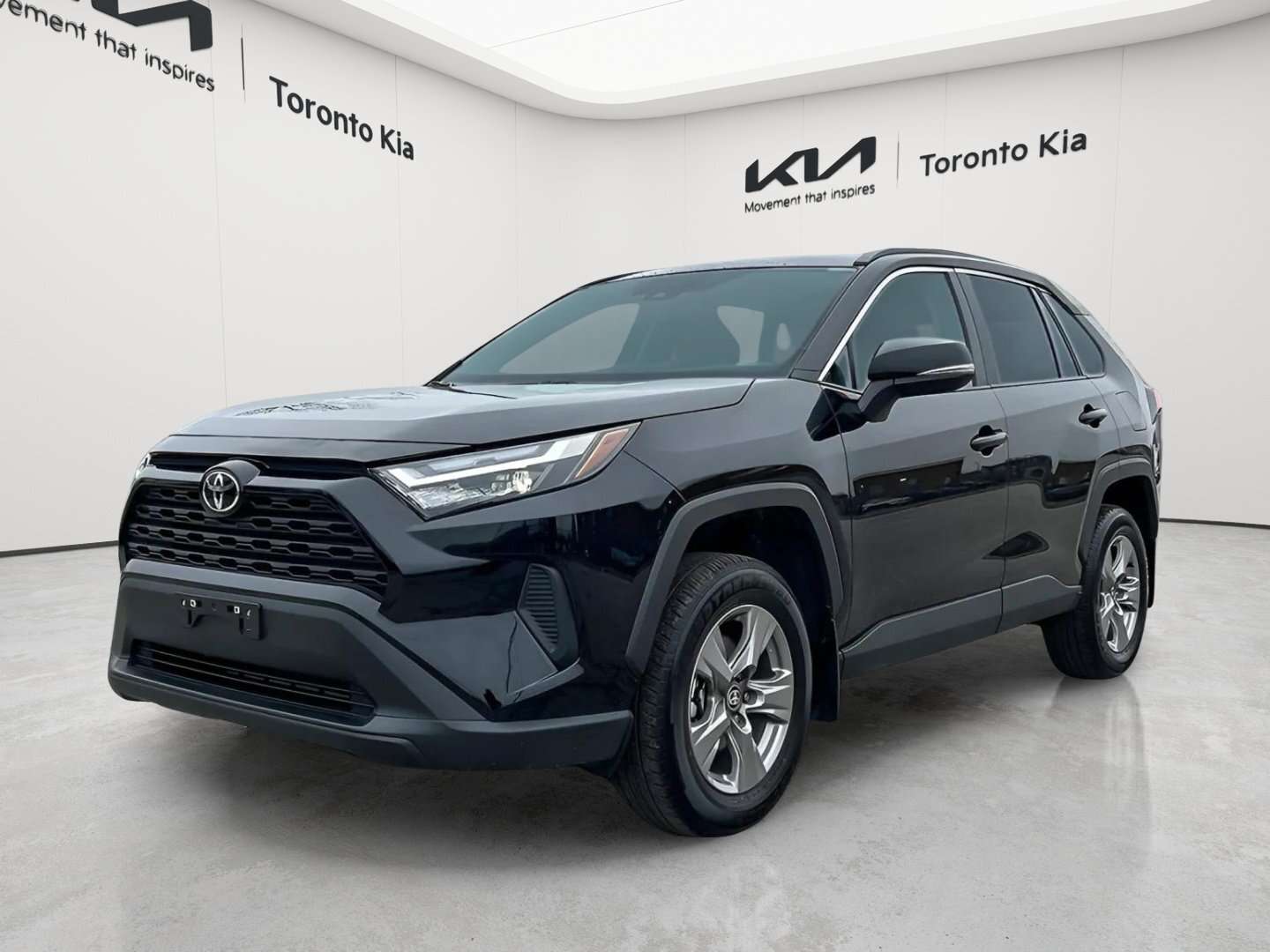 2025 Toyota RAV 4 XLE