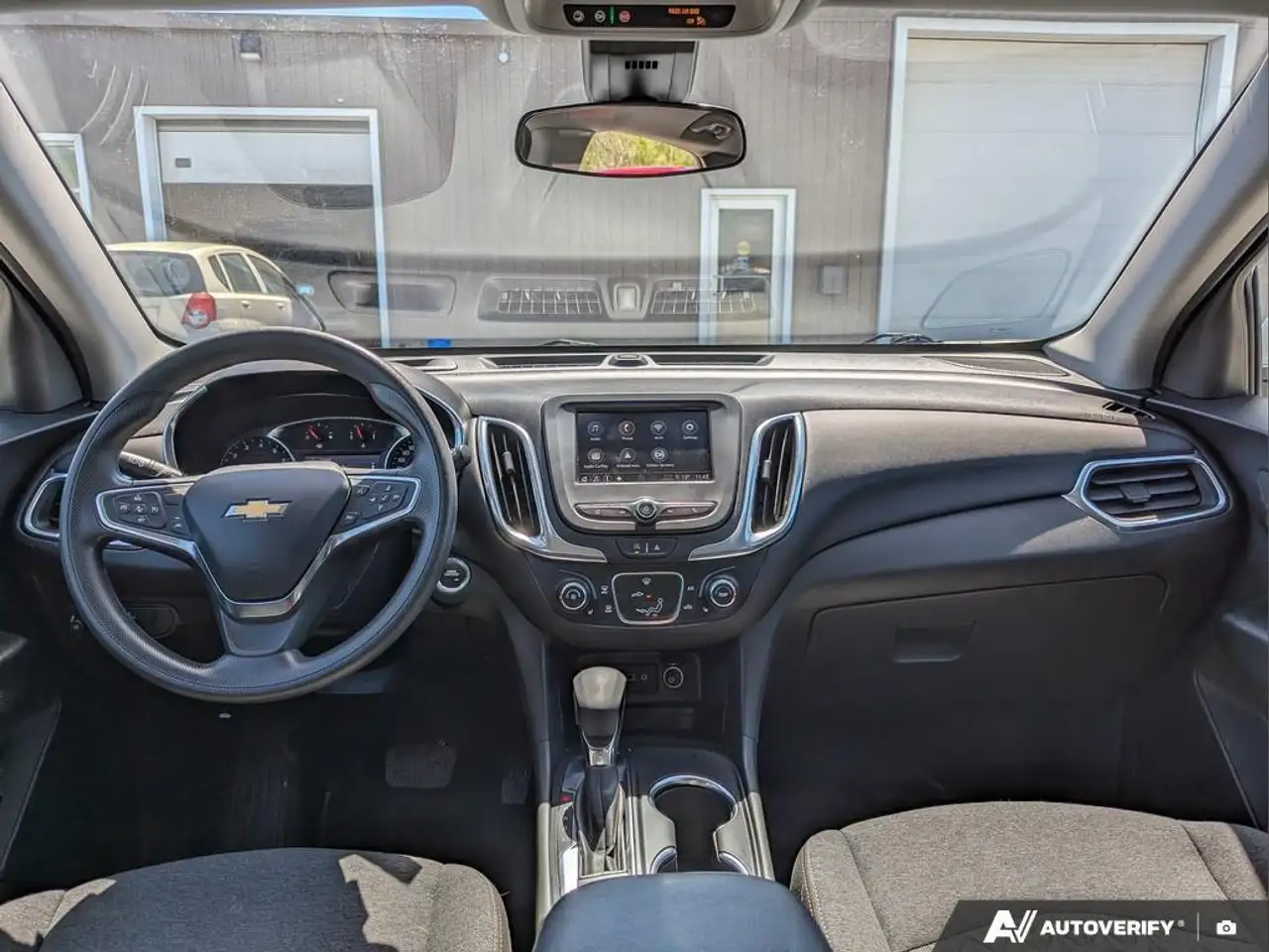 Chevrolet Equinox снимка Chevrolet Equinox
