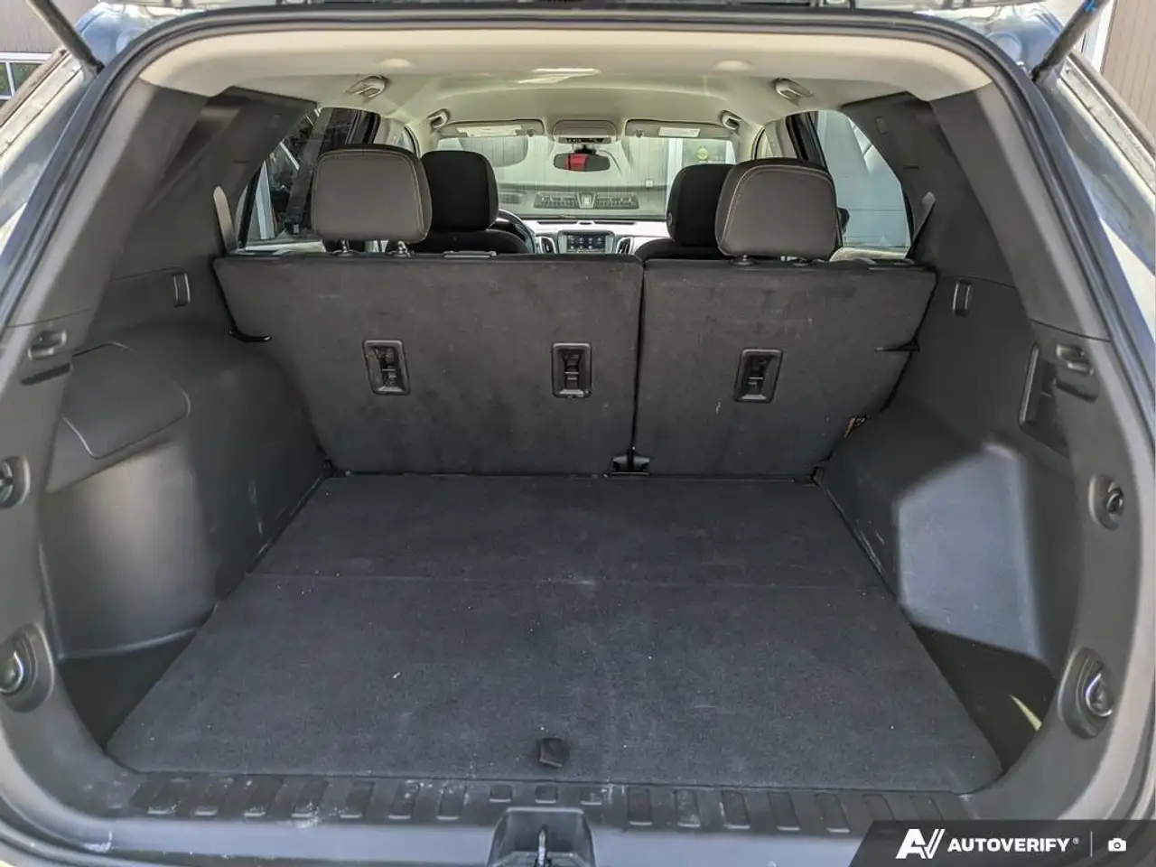 Chevrolet Equinox снимка Chevrolet Equinox