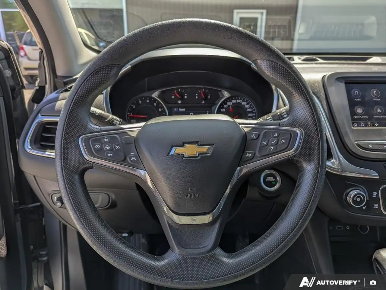 Chevrolet Equinox снимка Chevrolet Equinox