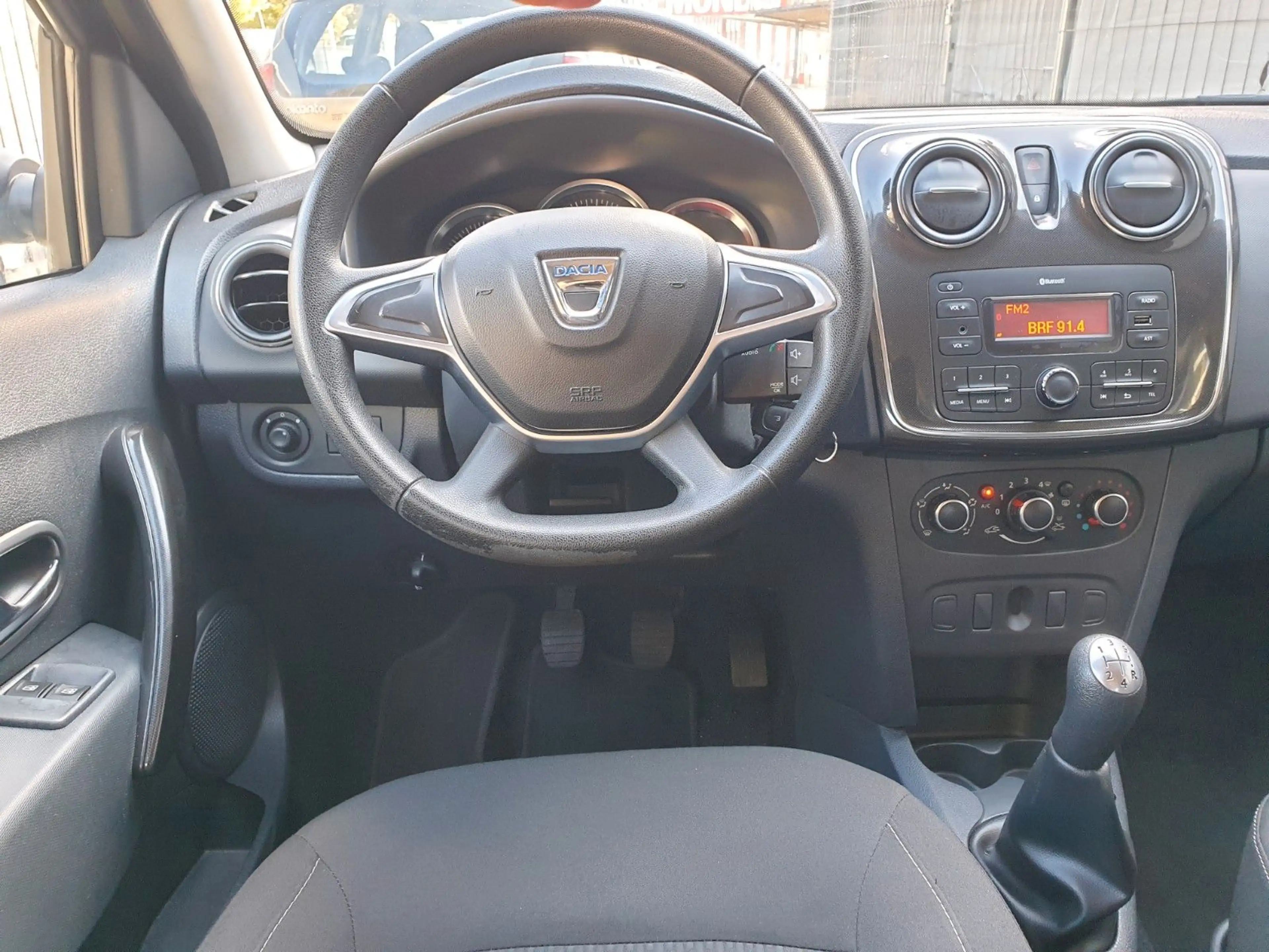 Dacia Logan MCV II Kombi Comfort 2-Hand TÜV-Neu — photo 14