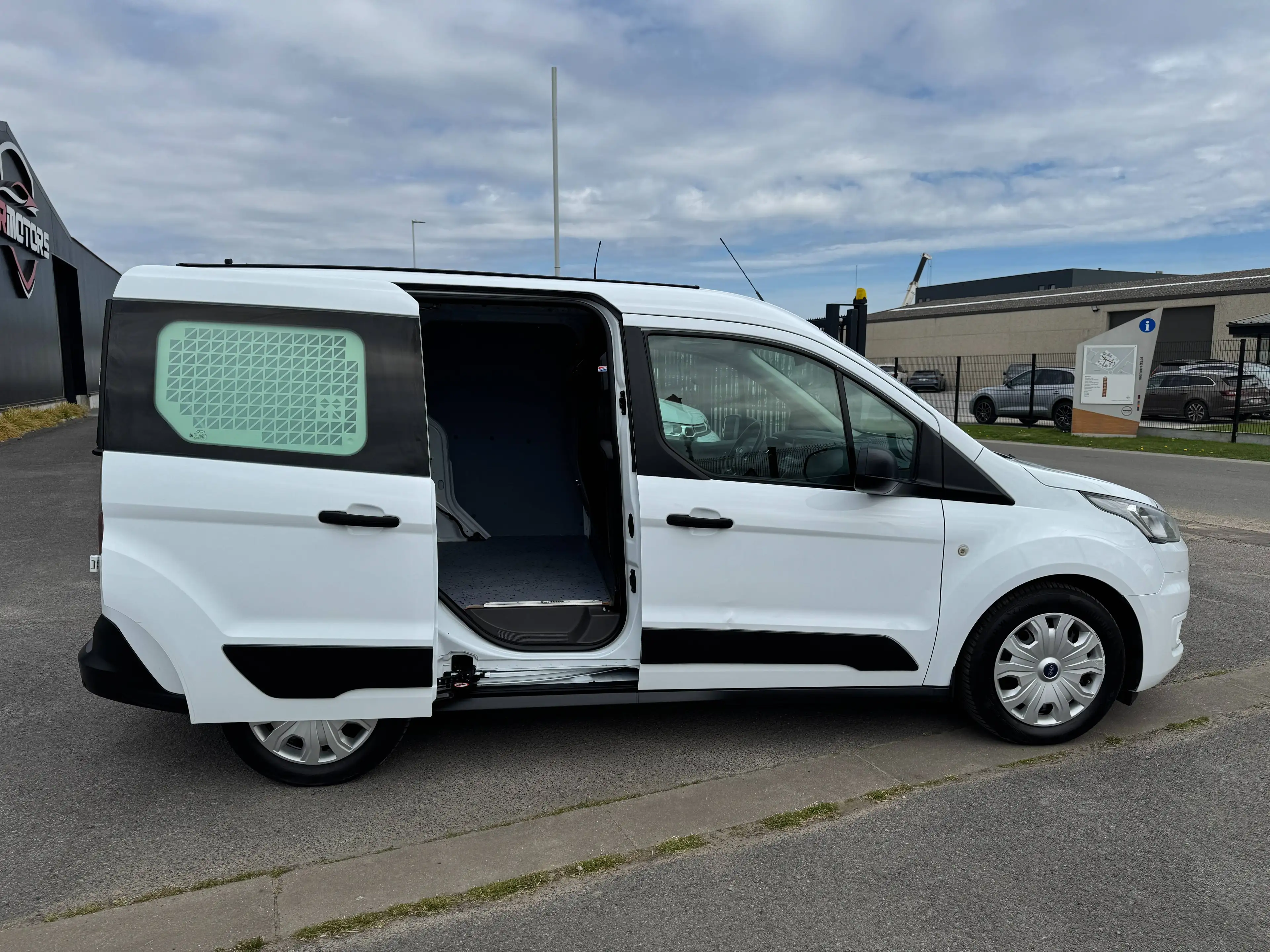 Ford Transit Connect 200 1.5 TDCi 10454 + btw 1st eigenaar onderhoudsboek airco cruise — photo 8